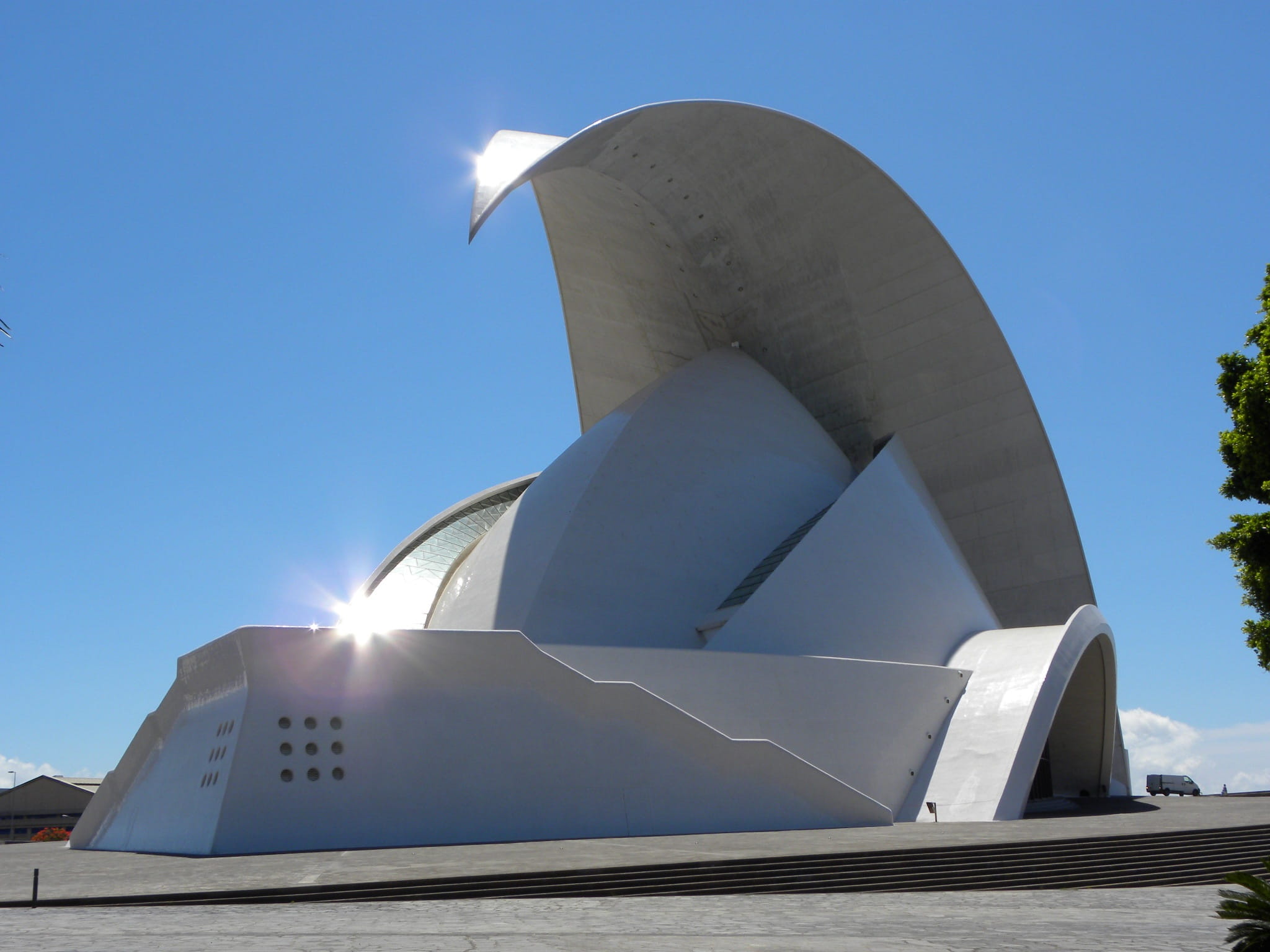 perspective, sky, urban, sun, Tenerife, lens flare, construction, auditorio de tenerife, santa cruz of tenerife, 1080P, no people, architecture, low angle view, HD Wallpaper
