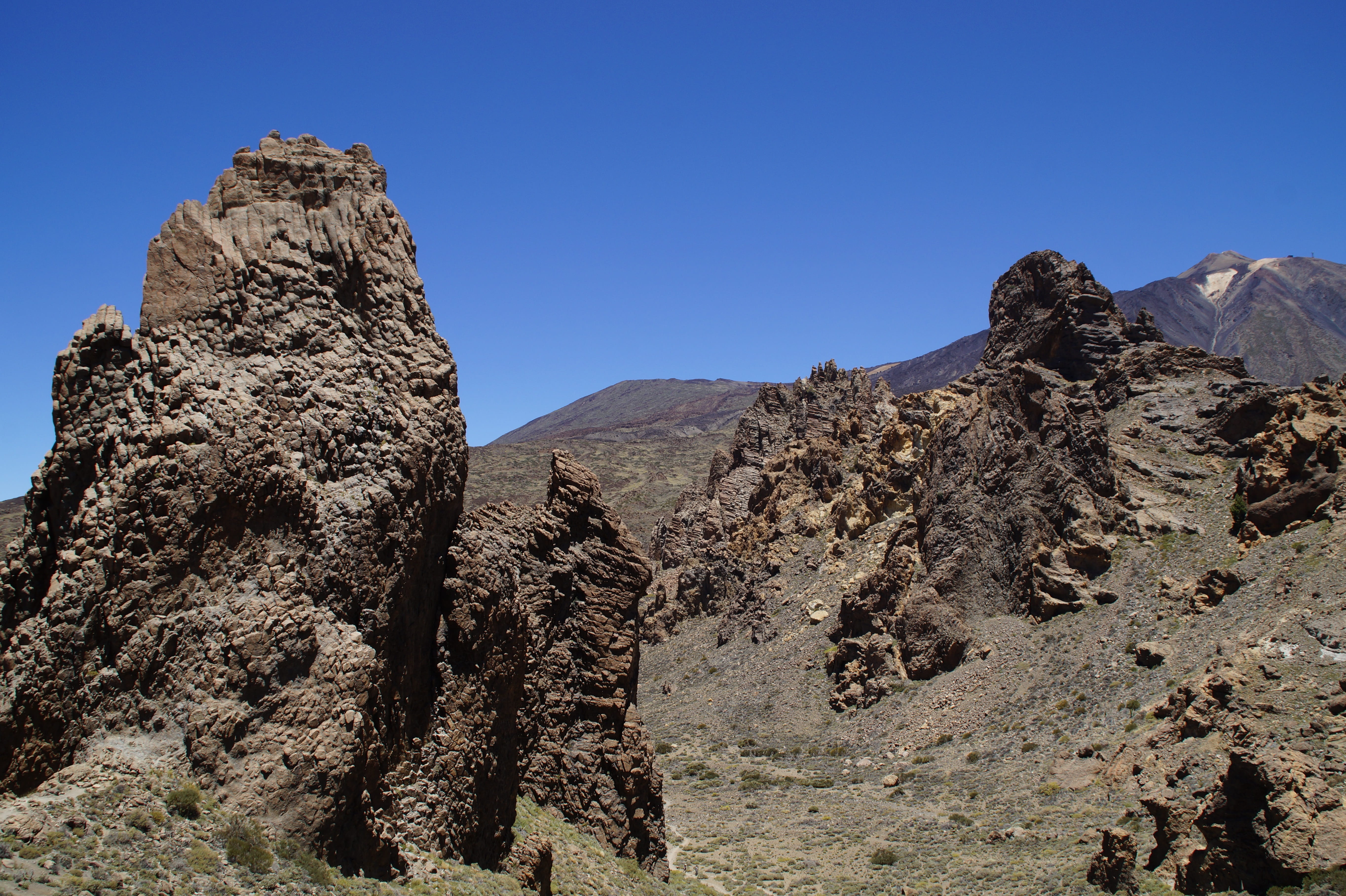 mountain range, el teide, travel destinations, solid, national park teide, environment, 5K, Rock, canary islands, volcano, scenics, formation, land, mountain peak, HD Wallpaper