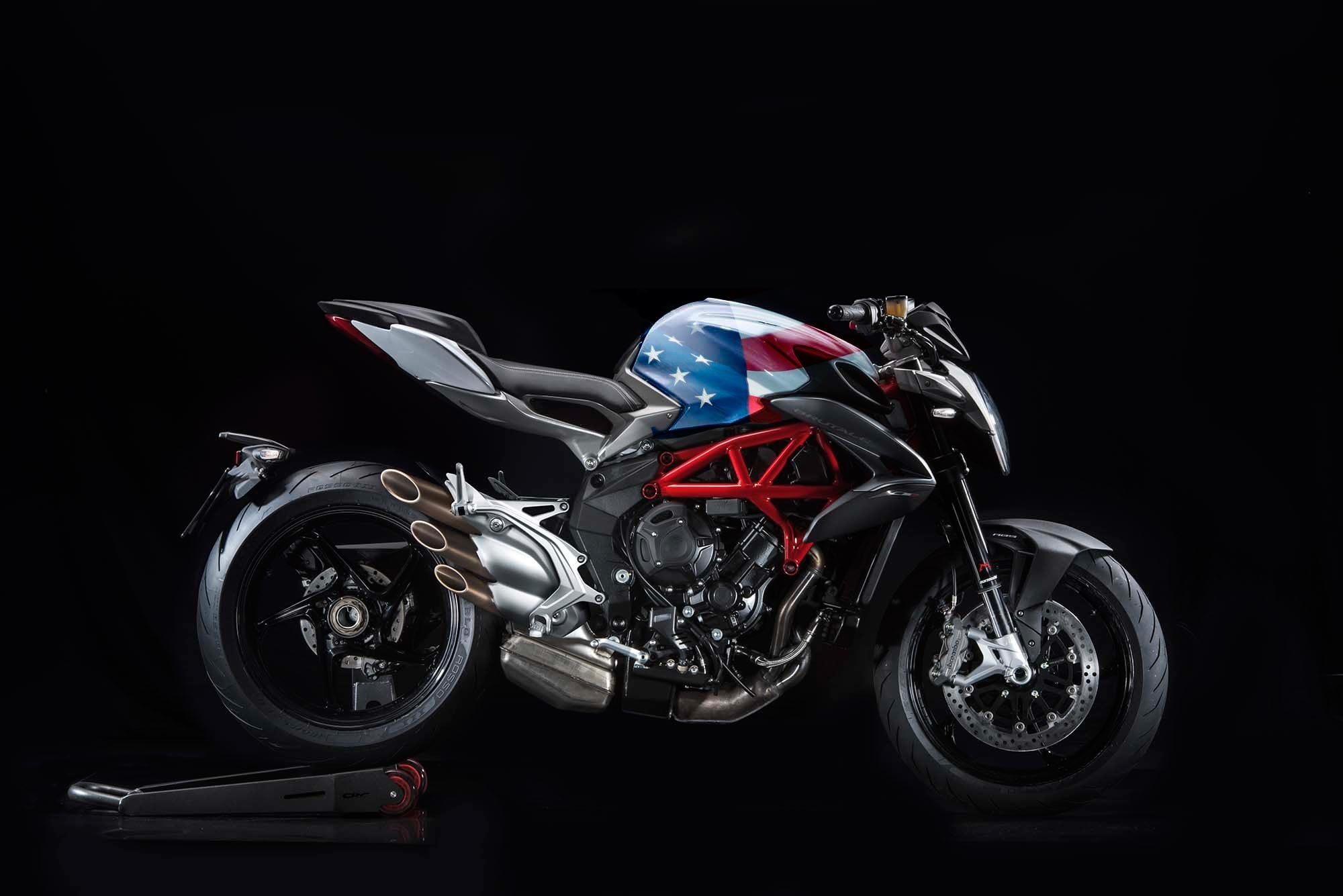 studio shot, 1080P, land vehicle, motorcycle, biker, silver colored, MV Agusta Brutale 800 USA, indoors, mode of transportation, motorcycle racing, stationary, HD Wallpaper