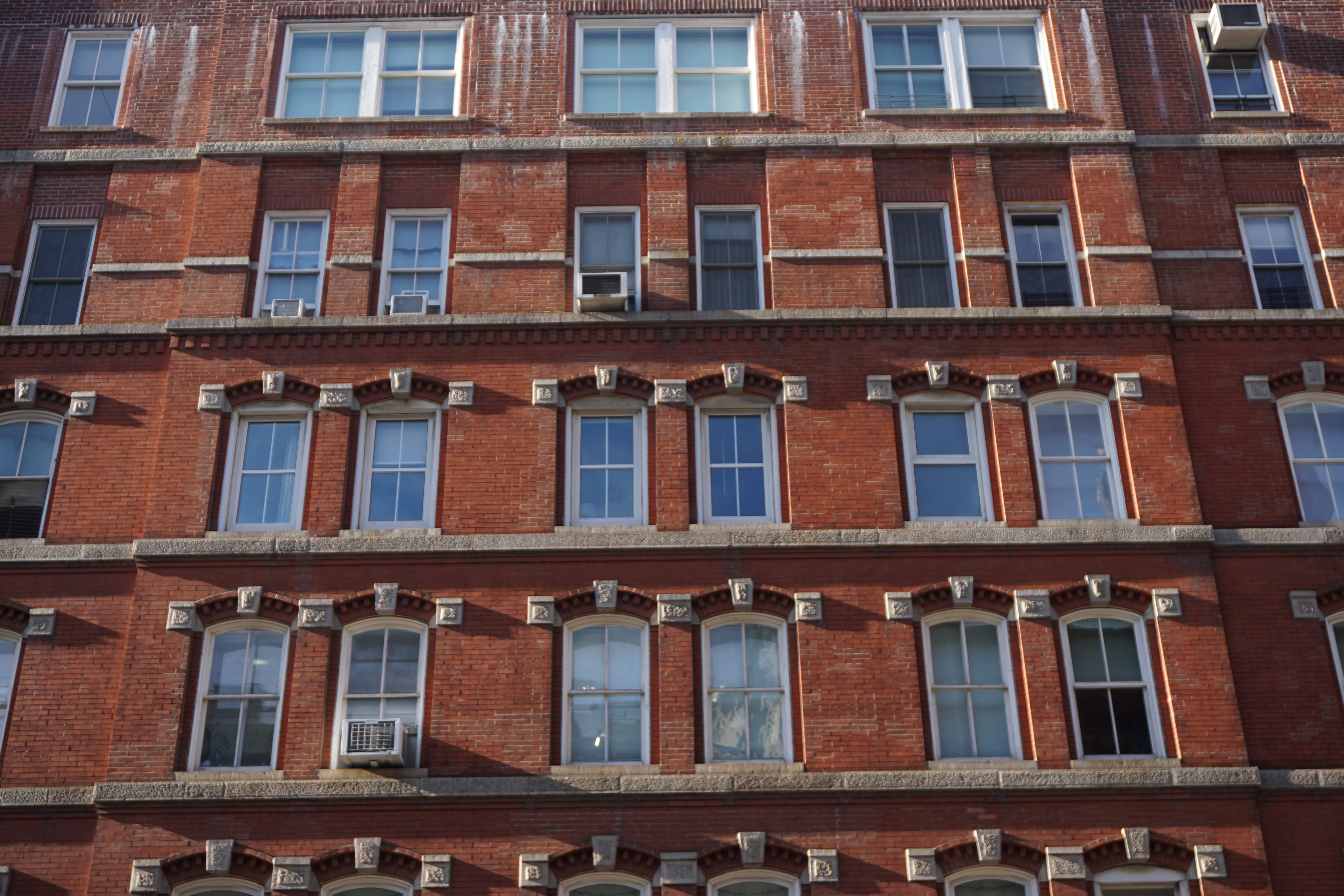 window, architecture, brick, desing, new york, repetition, art, side by side, in a row, no people, glass - material, remember, built structure, windows, HD Wallpaper