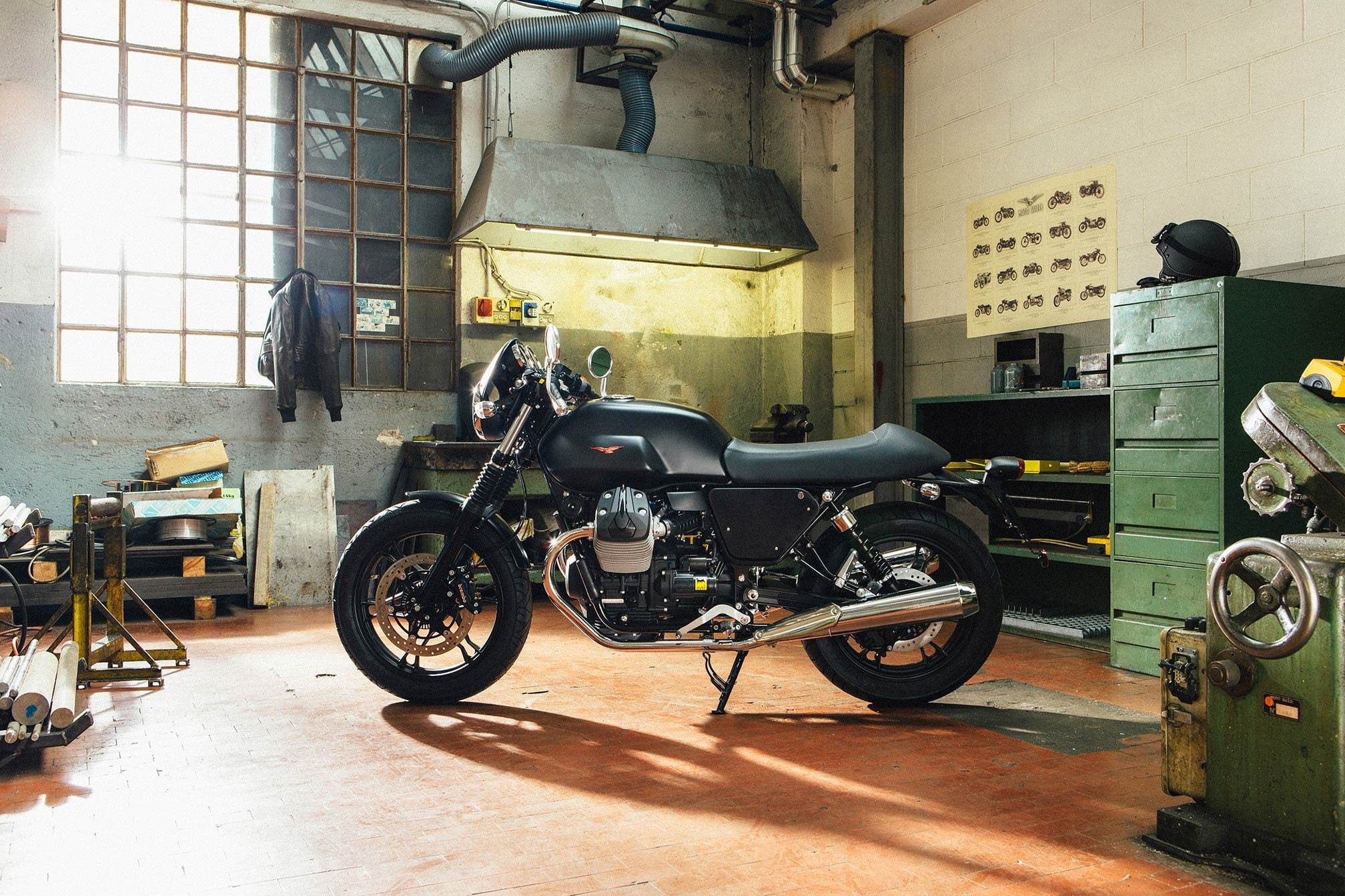 v-7, bike, 2016, rider, kit, 1080P, motorcycle, moto, guzzi, v7ii, motorbike, dark, garage, HD Wallpaper
