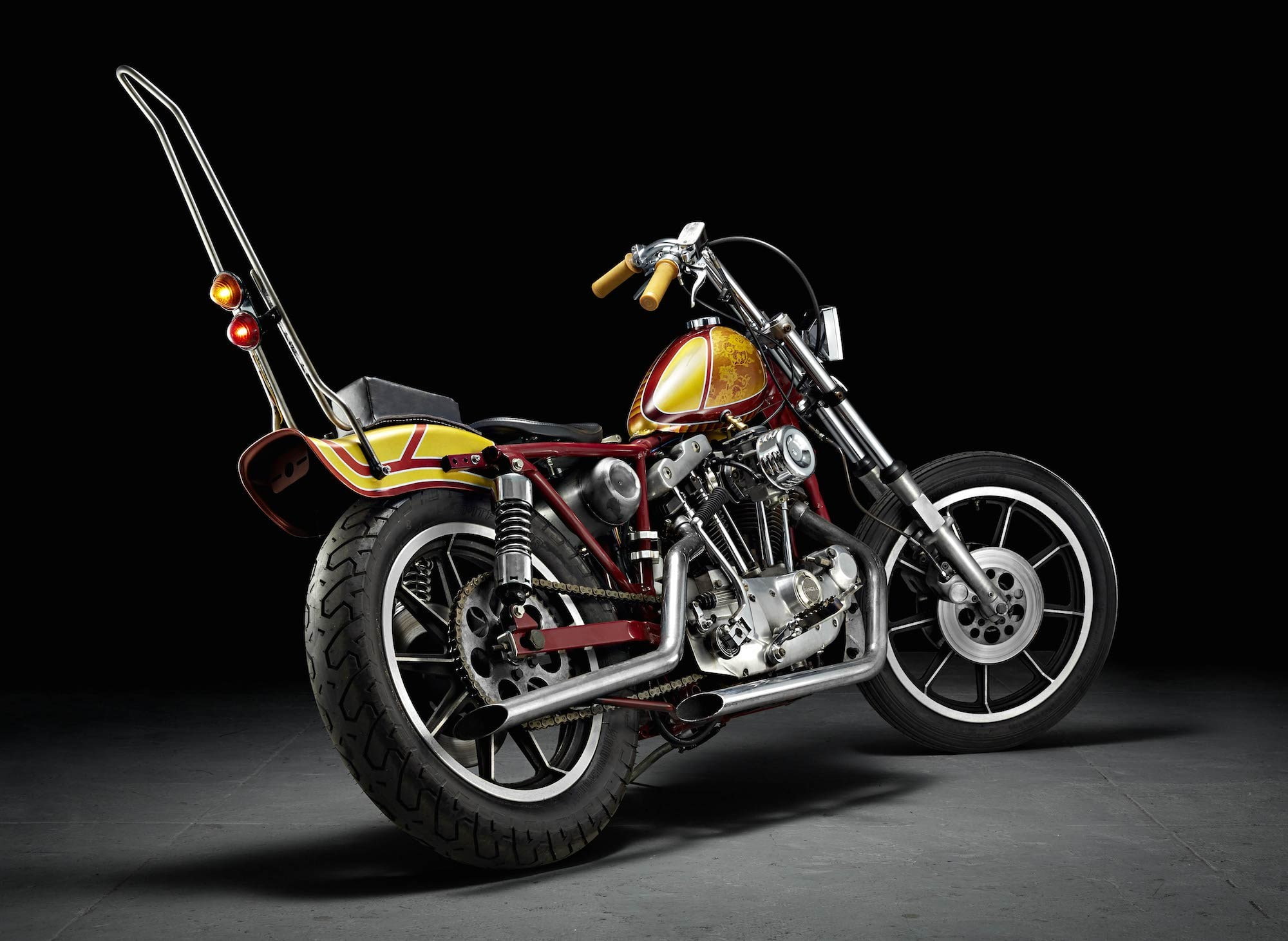 silver colored, metal, motorcycle, motorsport, land vehicle, harley davidson  computer, helmet, sports race, studio shot, speed, transportation, riding, HD Wallpaper