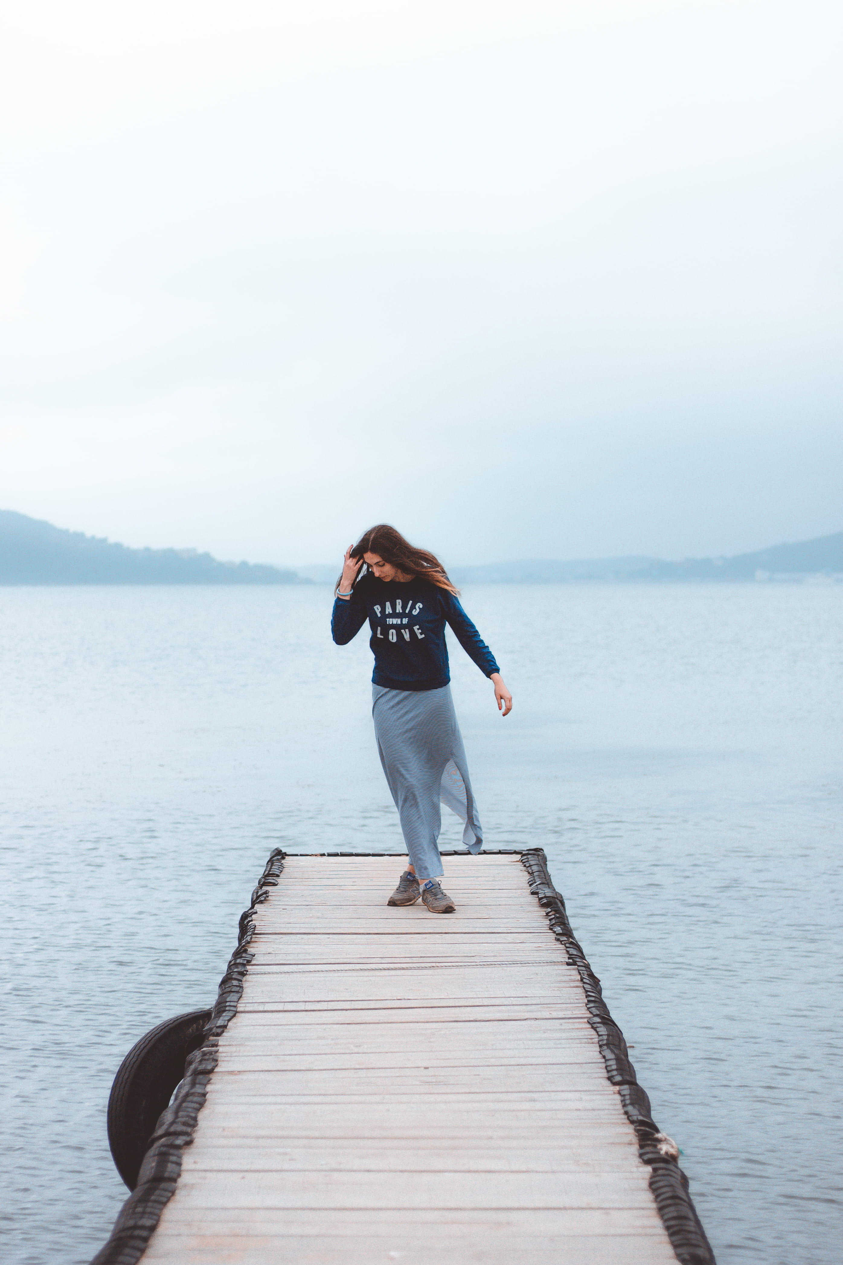 style, blue, middle, pavelanoshinphoto, young Adult, ocean, standing, sky, relaxation, dock, woman, serene People, mountain, adult, tranquil Scene, landscape, Phone HD Wallpaper