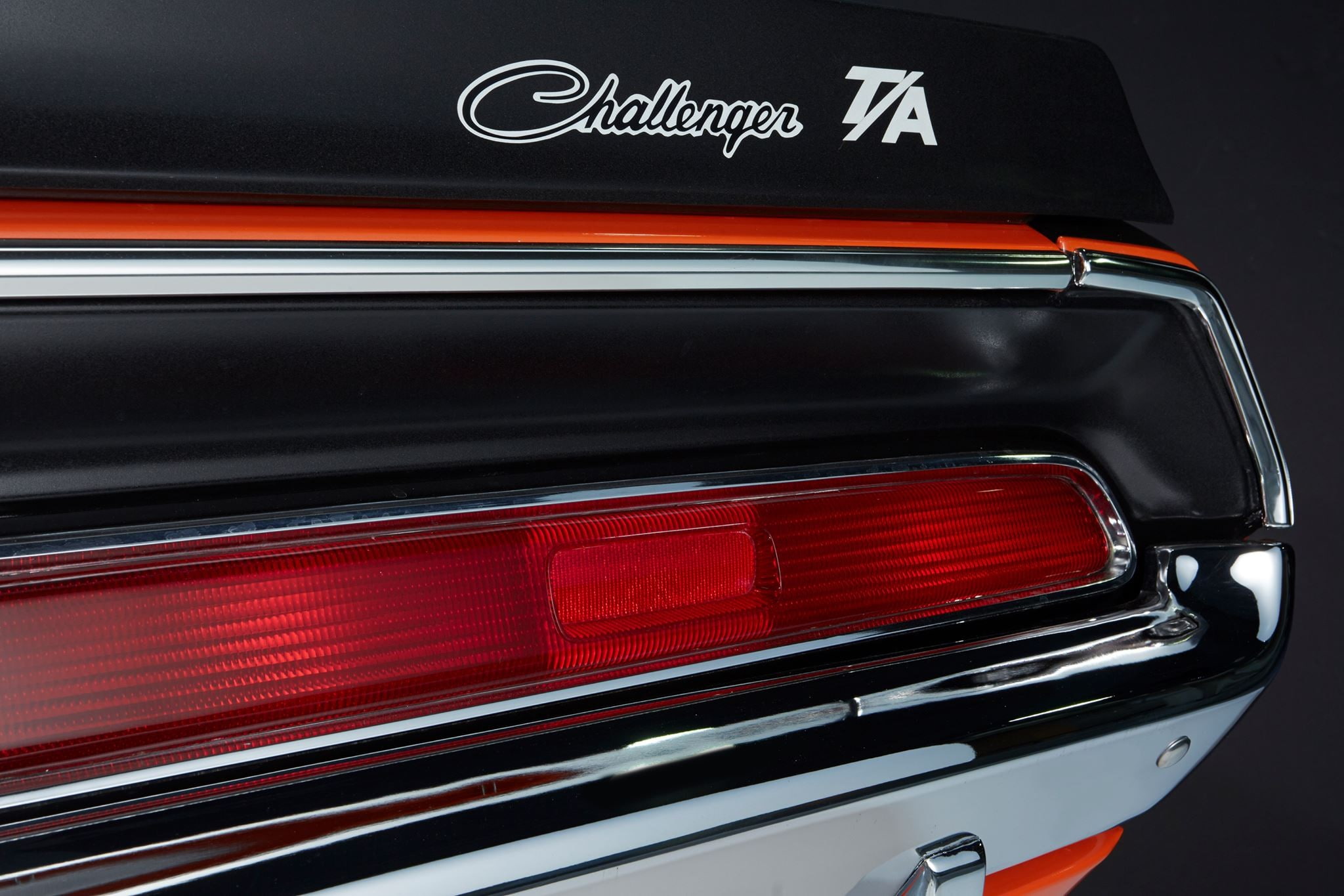 vehicle, sign, red, outdoors, mode of transportation, close-up, tail light, metal, transportation, text, 1080P, western script, communication, city, Dodge Challenger, HD Wallpaper