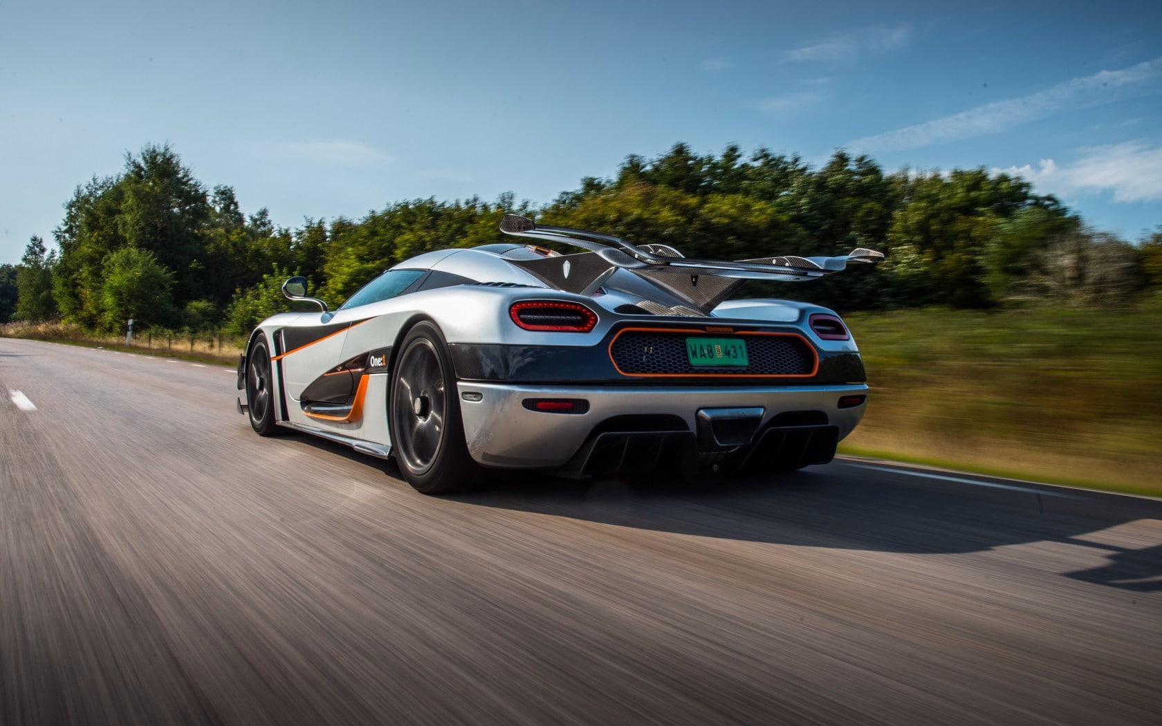 motor vehicle, sports car, activity, motion, road trip, on the move, Koenigsegg, speed, Supercar, luxury, day, blurred motion, mode of transportation, journey, HD Wallpaper