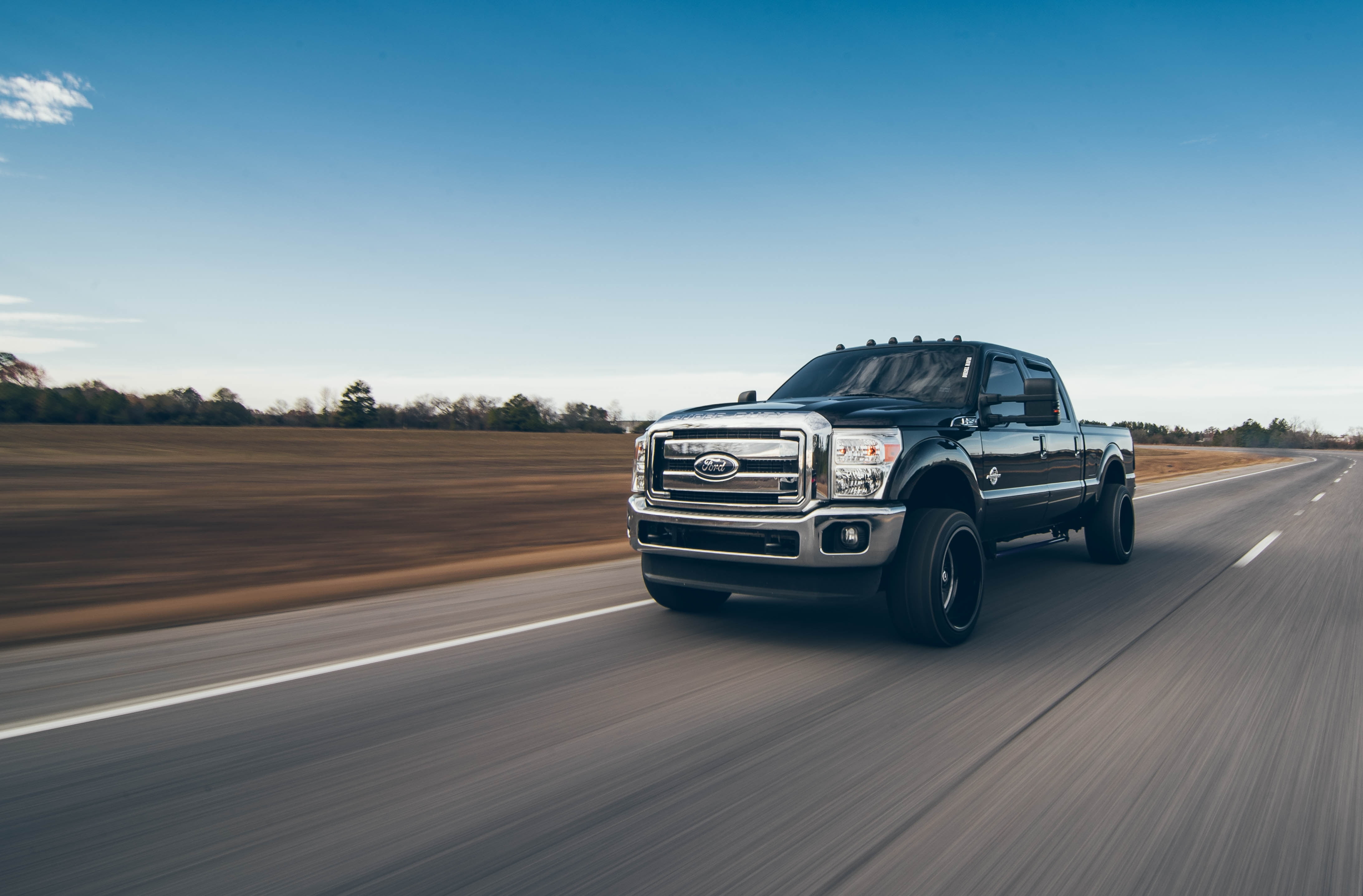 off-Road Vehicle, day, land Vehicle, plant, motor Vehicle, outdoors, no People, 4K, nature, traffic, f, luxury, pickup, pick-up Truck, road Trip, street, HD Wallpaper