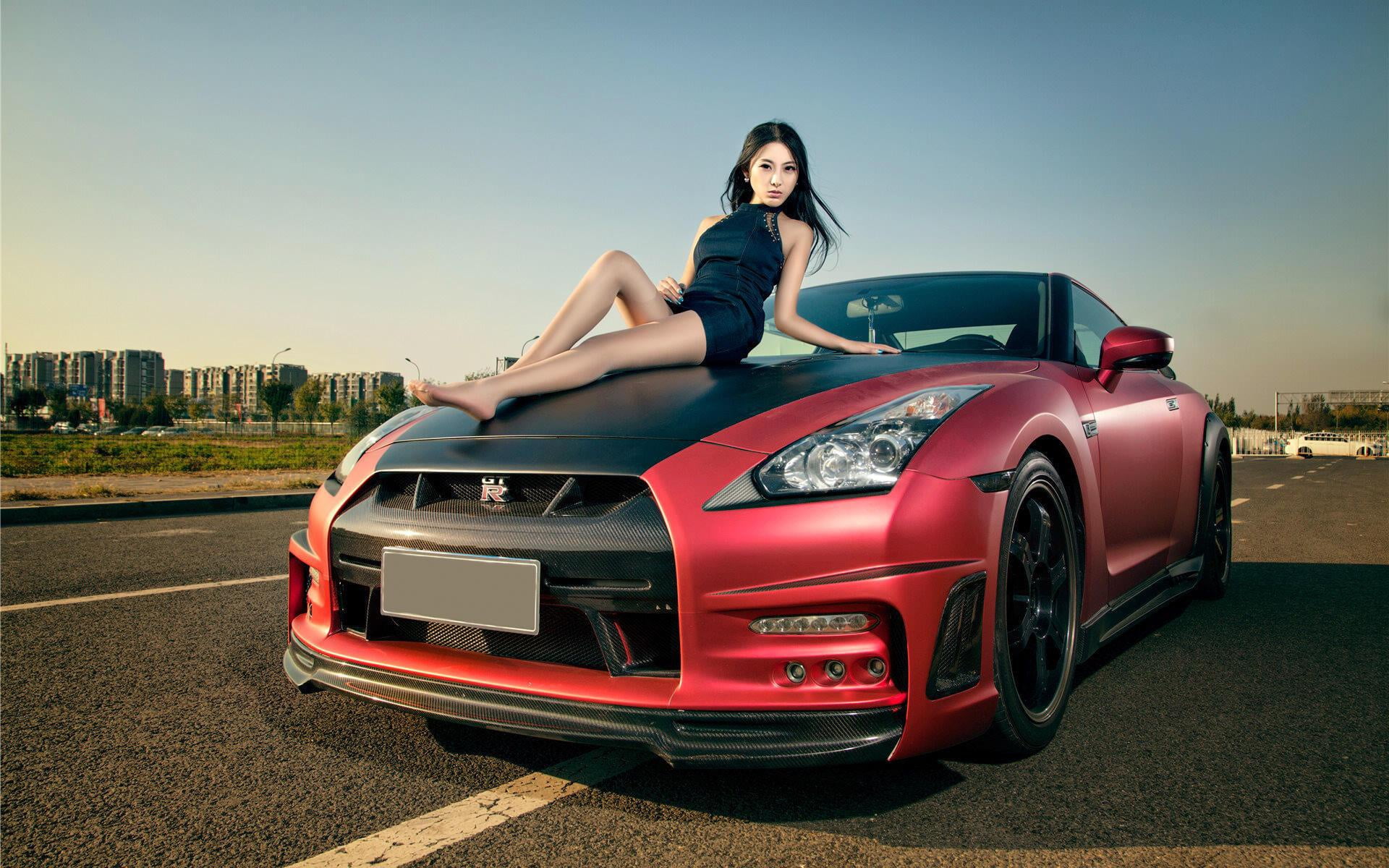 Girls, beautiful girl, look, posing on the hood of the car, auto, Nissan, 1080P, HD Wallpaper