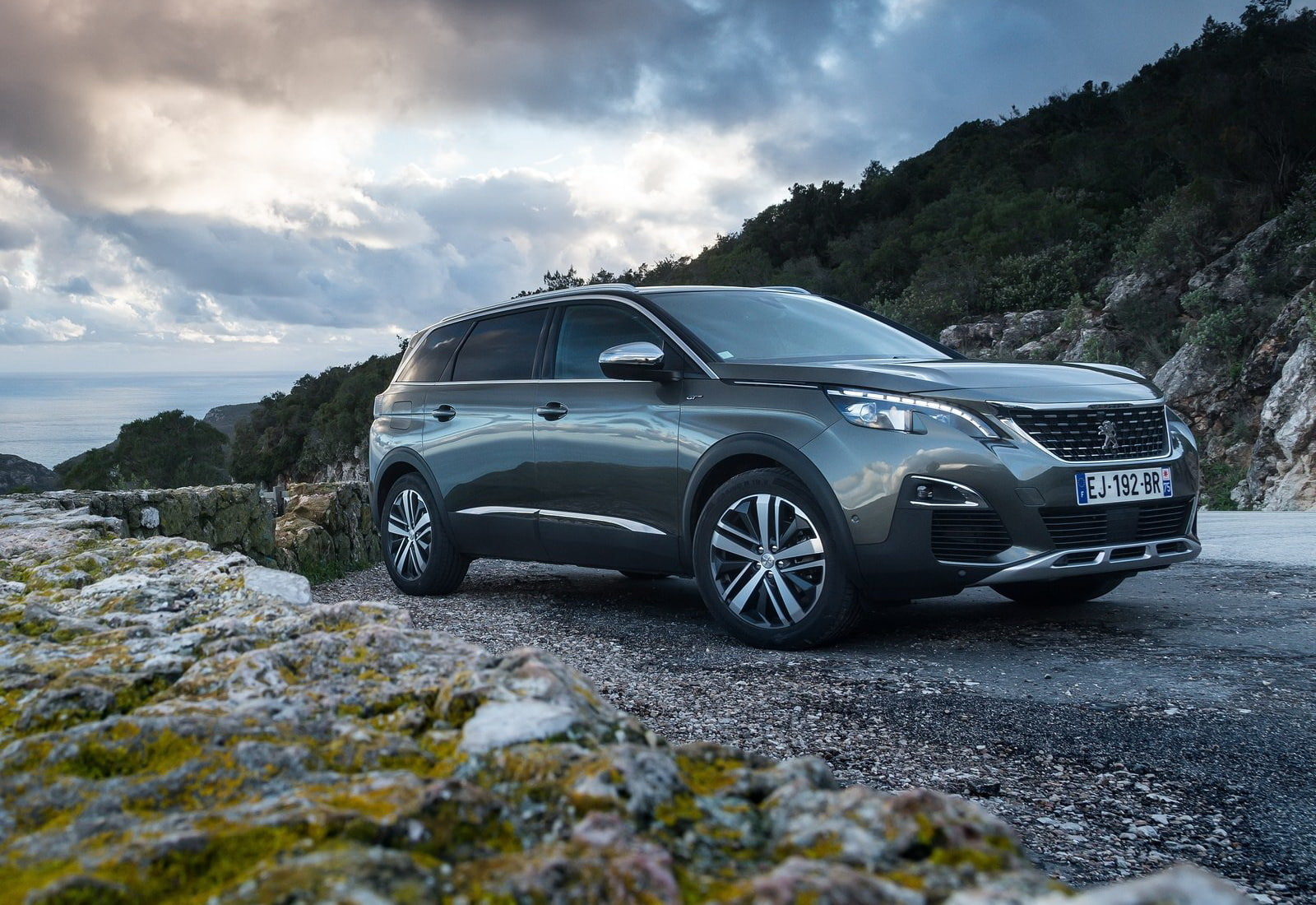 sky, 5008, journey, road trip, non-urban scene, car, no people, day, speed, mountain, road, travel, cloud - sky, solid, peugeot, water, motion, motor vehicle, HD Wallpaper