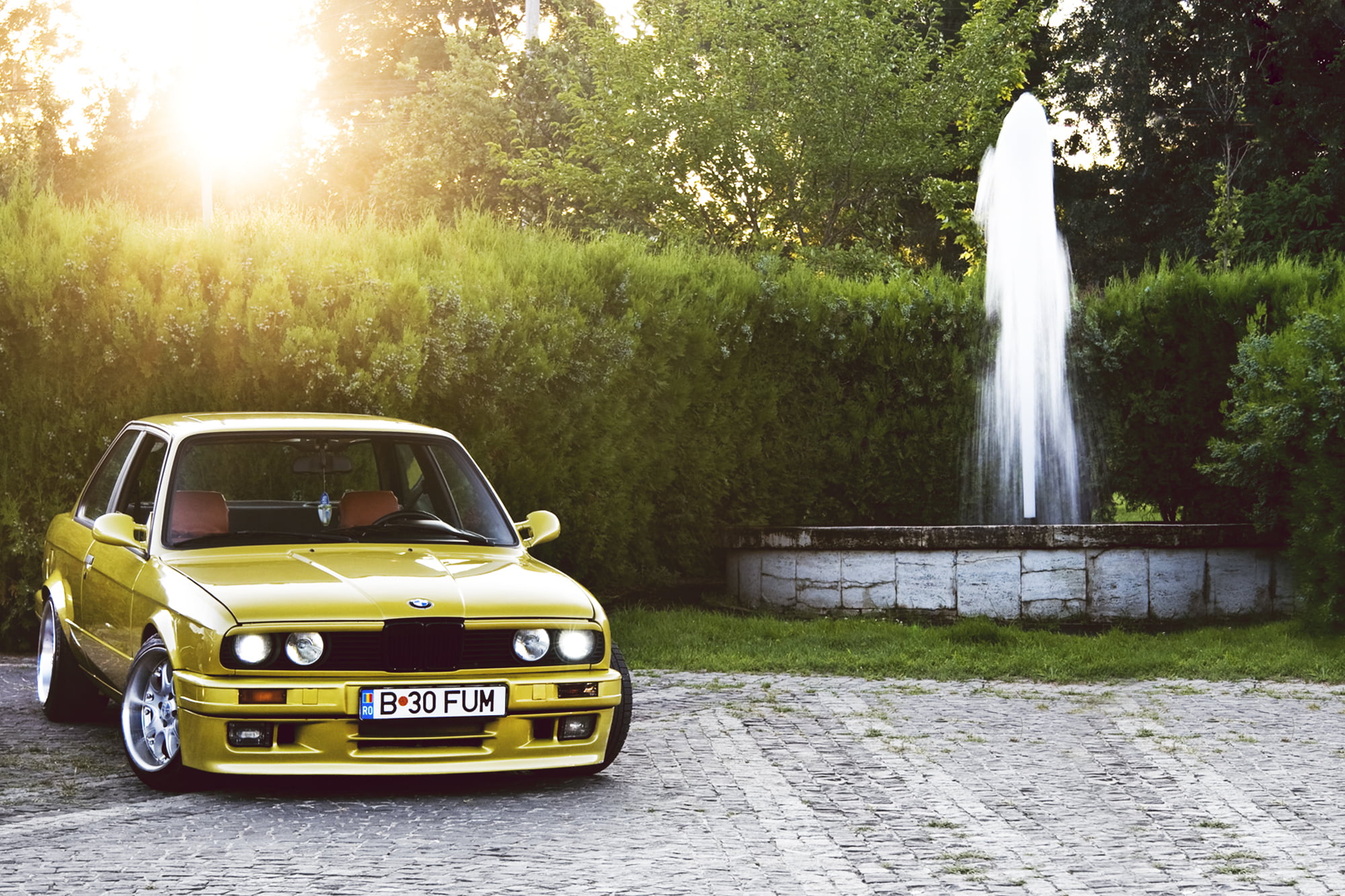 travel, green Color, speed, E30, street, blurred motion, europe, style, no People, front View, motor vehicle, 1080P, plant, outdoors, water, headlight, HD Wallpaper