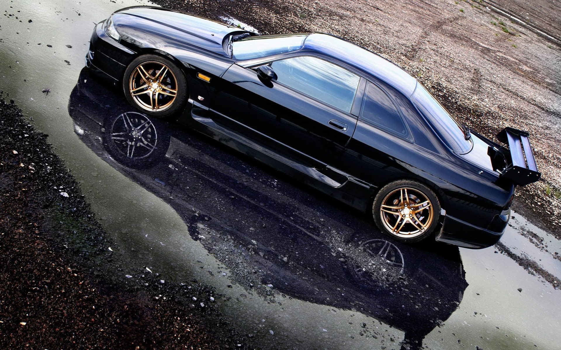 cars, GT, black, R33, motor vehicle, vintage car, wheel, mode of transportation, no people, skyline, retro styled, travel, land vehicle, reflections, high angle view, HD Wallpaper