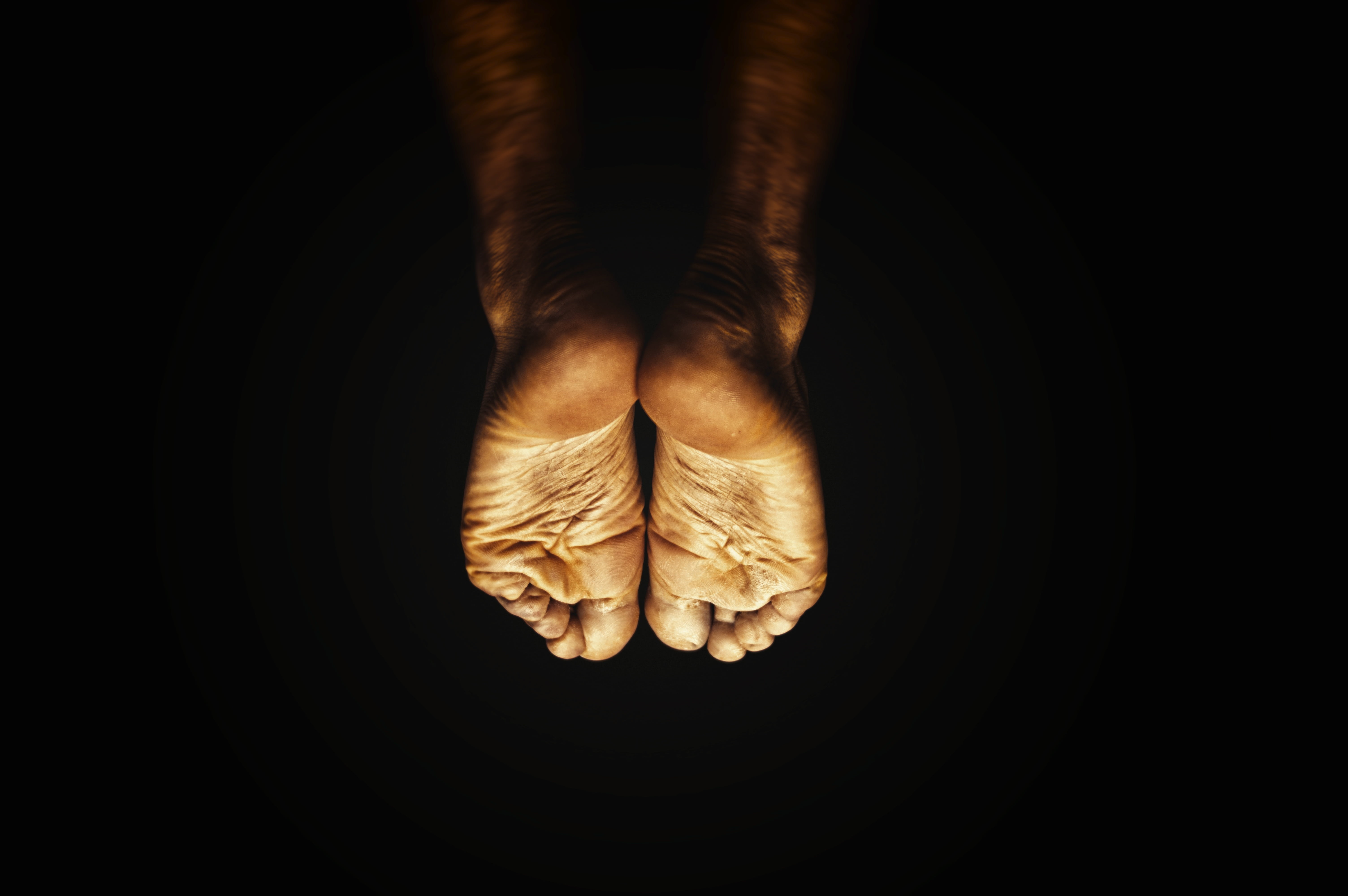 foot, human finger, finger, human hand, indoors, light - natural phenomenon, skin, 5K, day, unrecognizable person, photo, focus, human limb, studio shot, HD Wallpaper