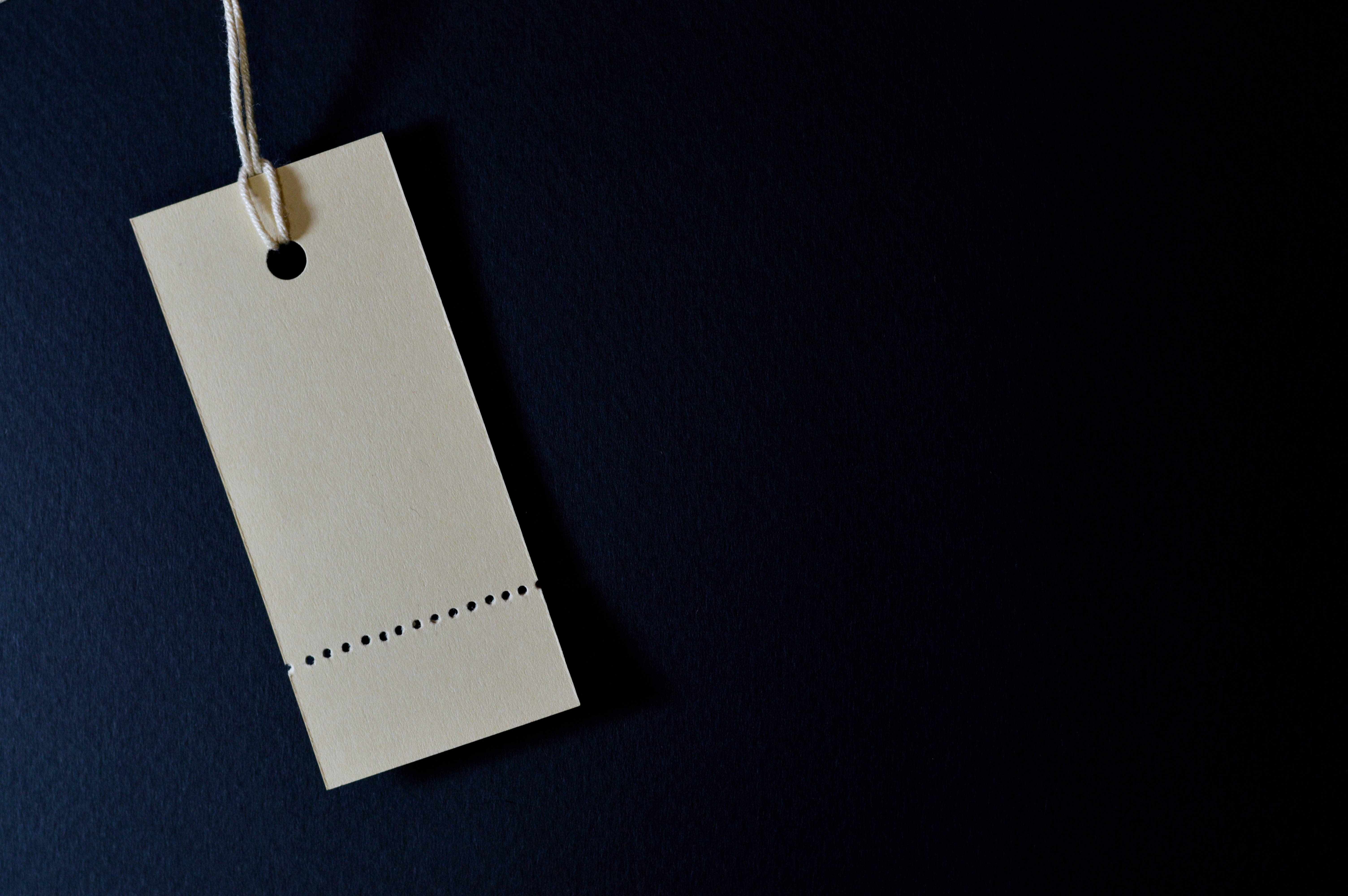 still life, form, price, single object, 5K, vacuum, tag, hanging, information, drilling, lace, note, black background, design, close-up, paper, shop, blank, HD Wallpaper