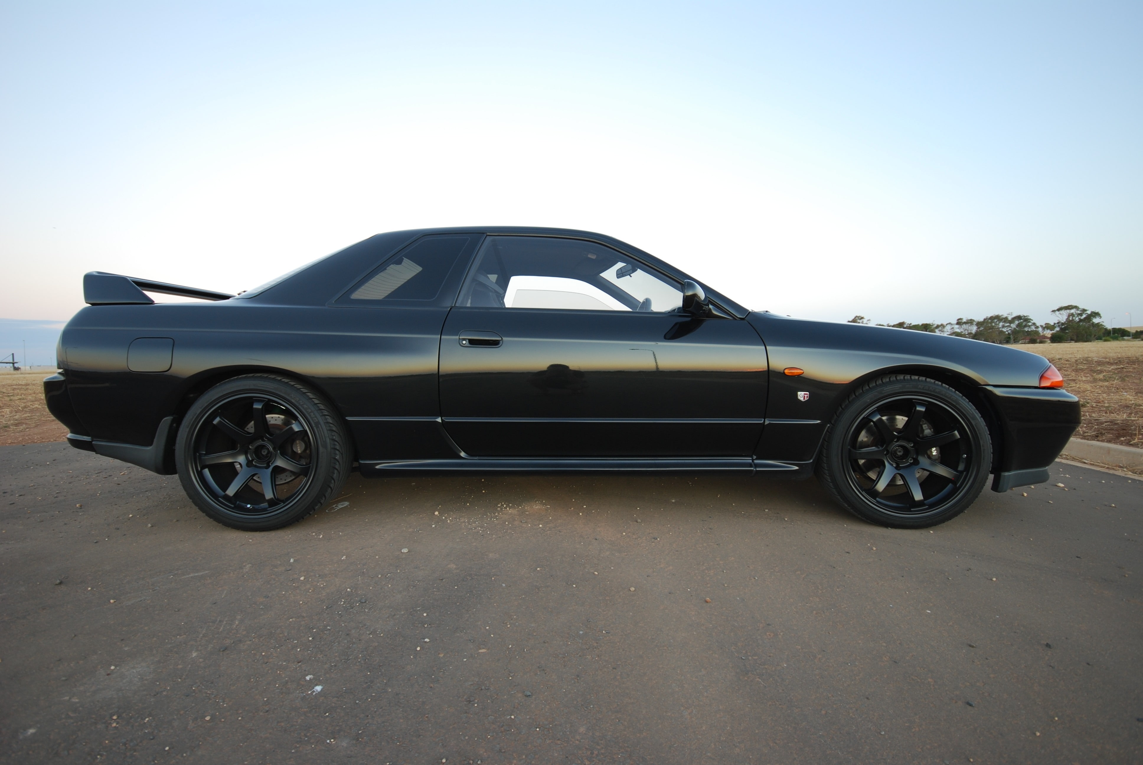 side, nissan, gtr, Black, 4K, vehicles, r, jdm, view, cars, hd, skyline, art, sea, HD Wallpaper