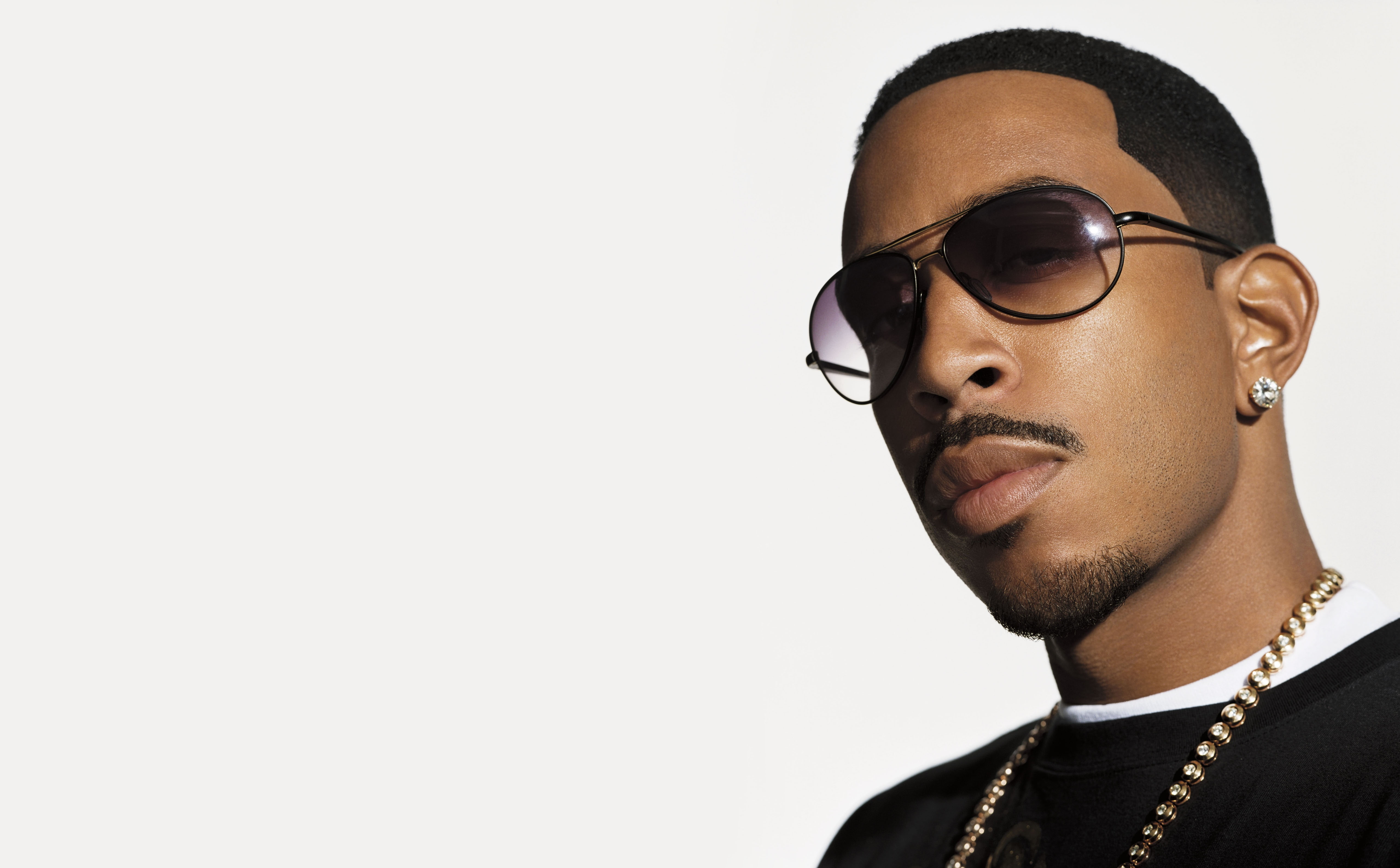 copy space, Others, Music, cut out, headshot, front view, one person, close-up, black, Ludacris, s, portrait, neck, shirt, glasses, studio shot, eyeglasses, HD Wallpaper