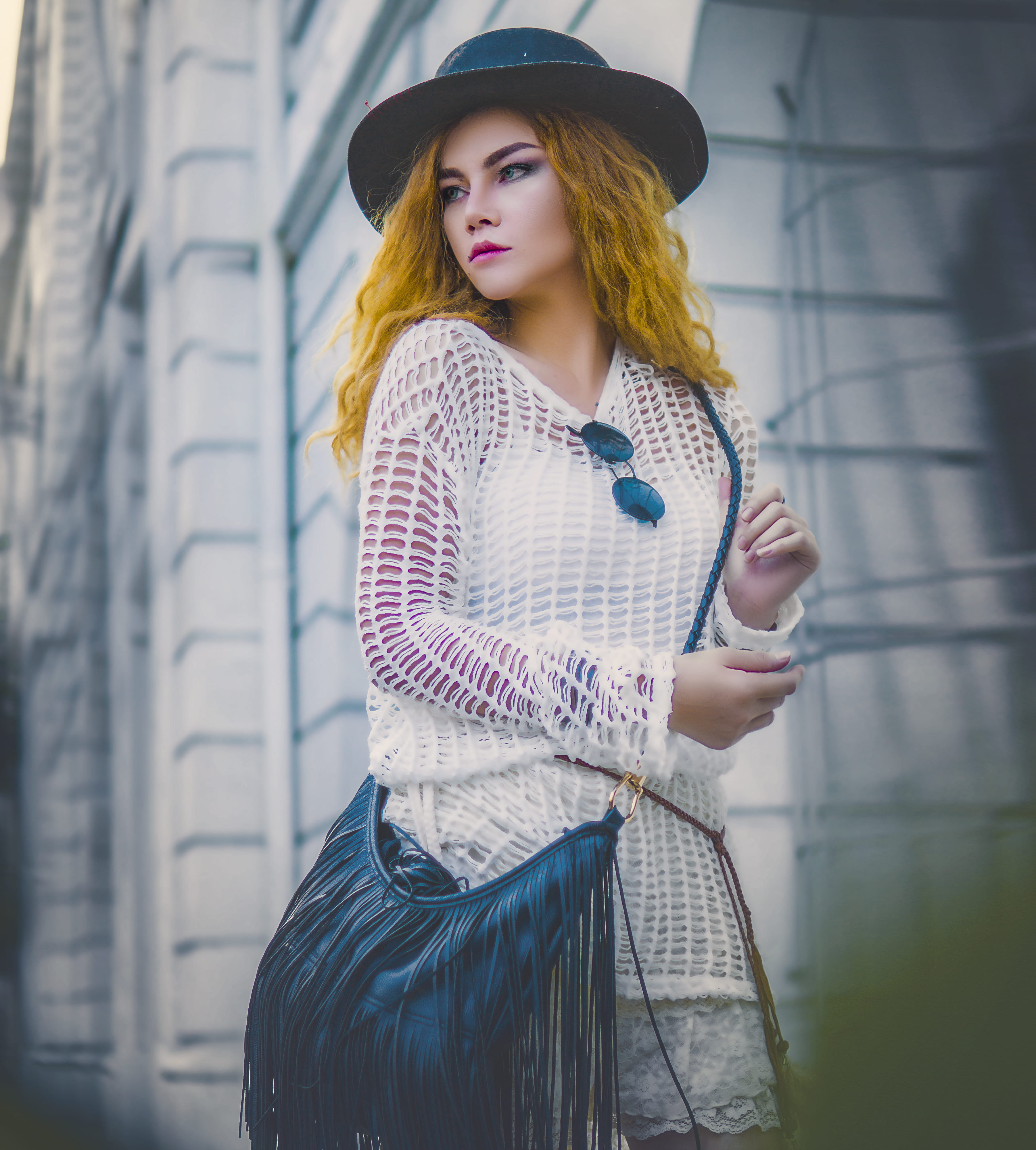 looking away, woman, hat, fashion model, fashionable, real people, beautiful, women, young women, person, attractive, one person, dress, photoshoot, hairstyle, Phone HD Wallpaper