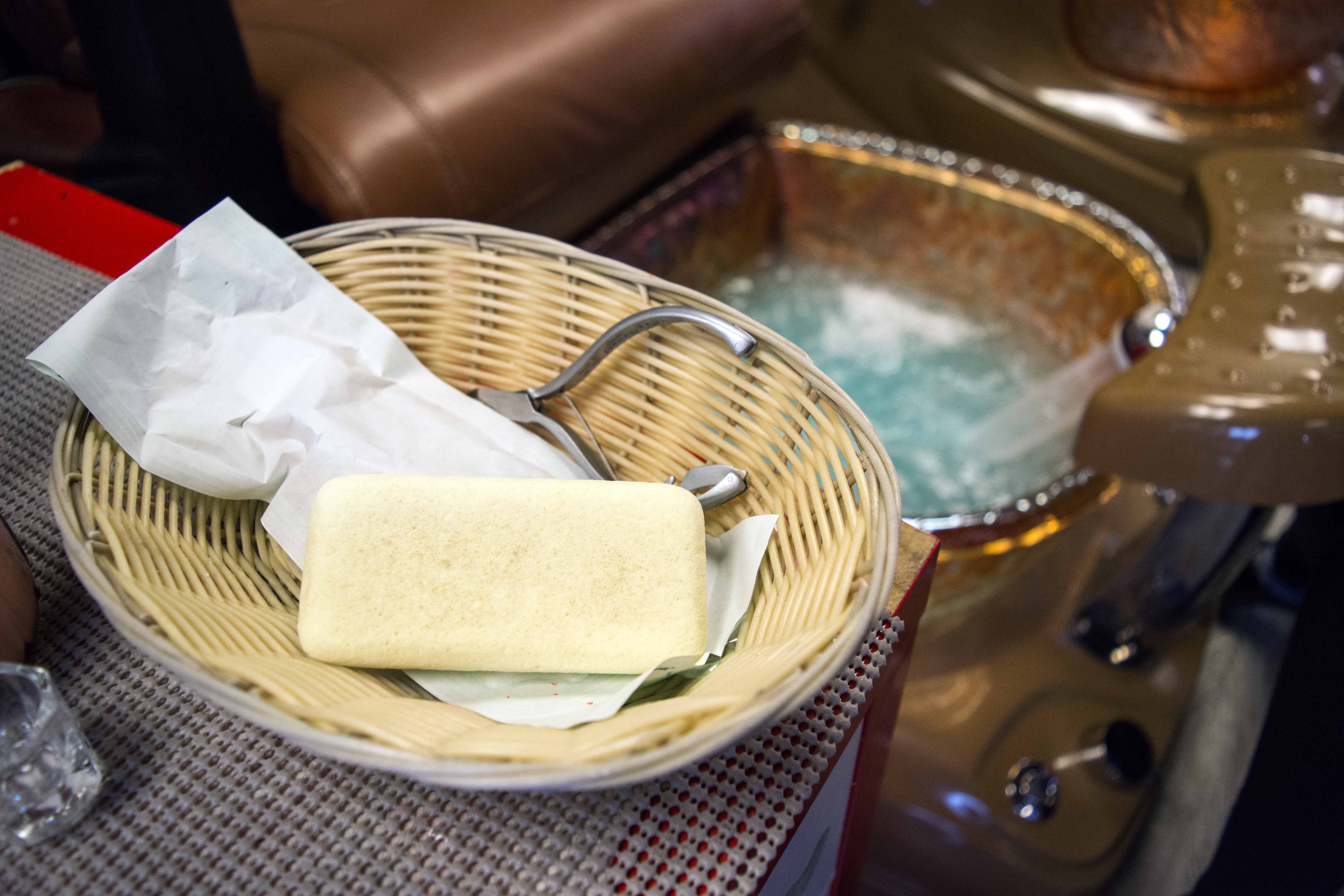 feet, focus on foreground, Spa, close-up, Manicure, seat, 5K, food and drink, Nail, tray, basket, indoors, bowl, Pedicure, chinese food, water, household equipment, HD Wallpaper