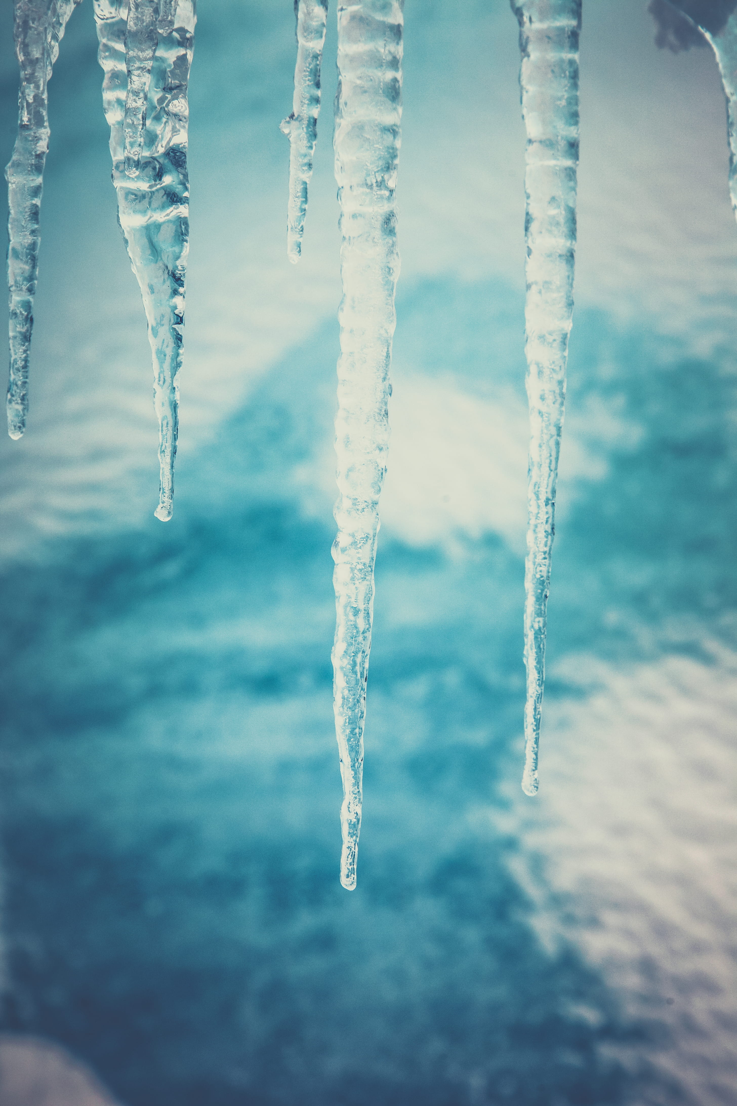 ice, no people, environment, nature, icicle, 4K, frozen, winter, beauty in nature, sky, outdoors, dripping, cloud - sky, smoke - physical structure, on the move, Phone HD Wallpaper