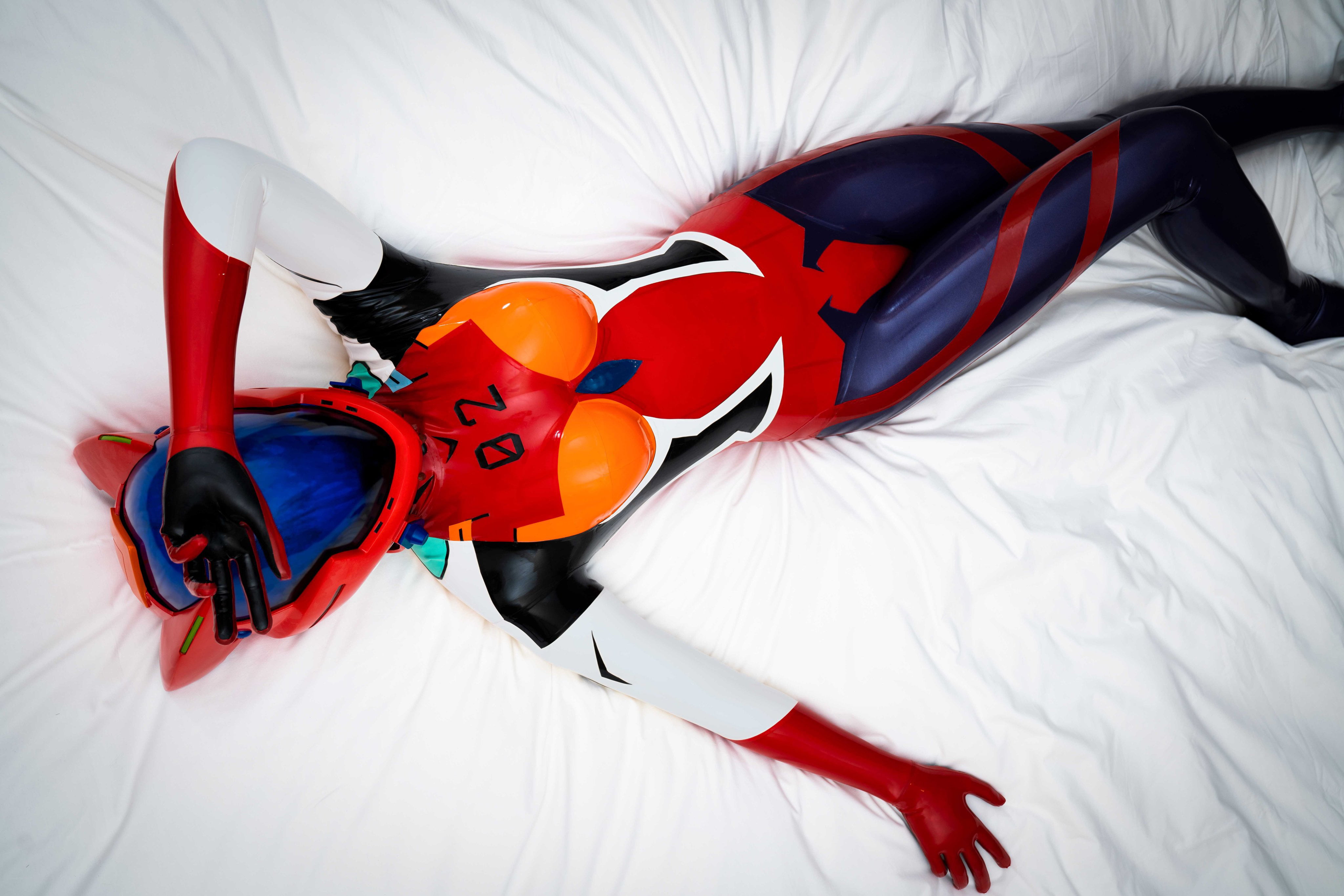 Neon Genesis Evangelion, Asuka Langley Soryu, white background, 4K, latex bodysuit, latex, plugsuit, cosplay, helmet, women, HD Wallpaper