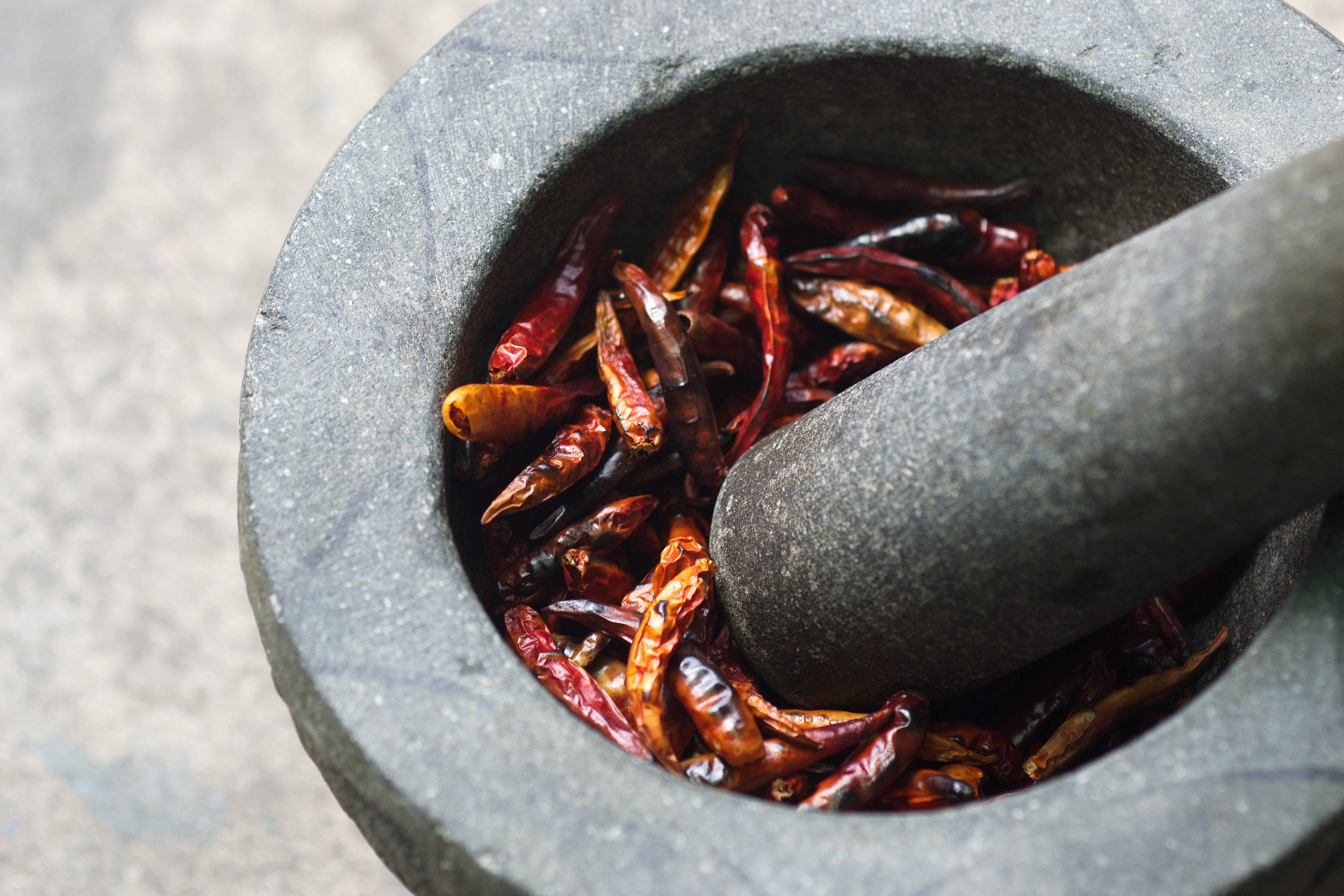 foodstuff, freshness, mortars, dried, directly above, pestle, 4K, sunlight, sak, savory, still life, focus on foreground, spice, concrete, animal wildlife, HD Wallpaper