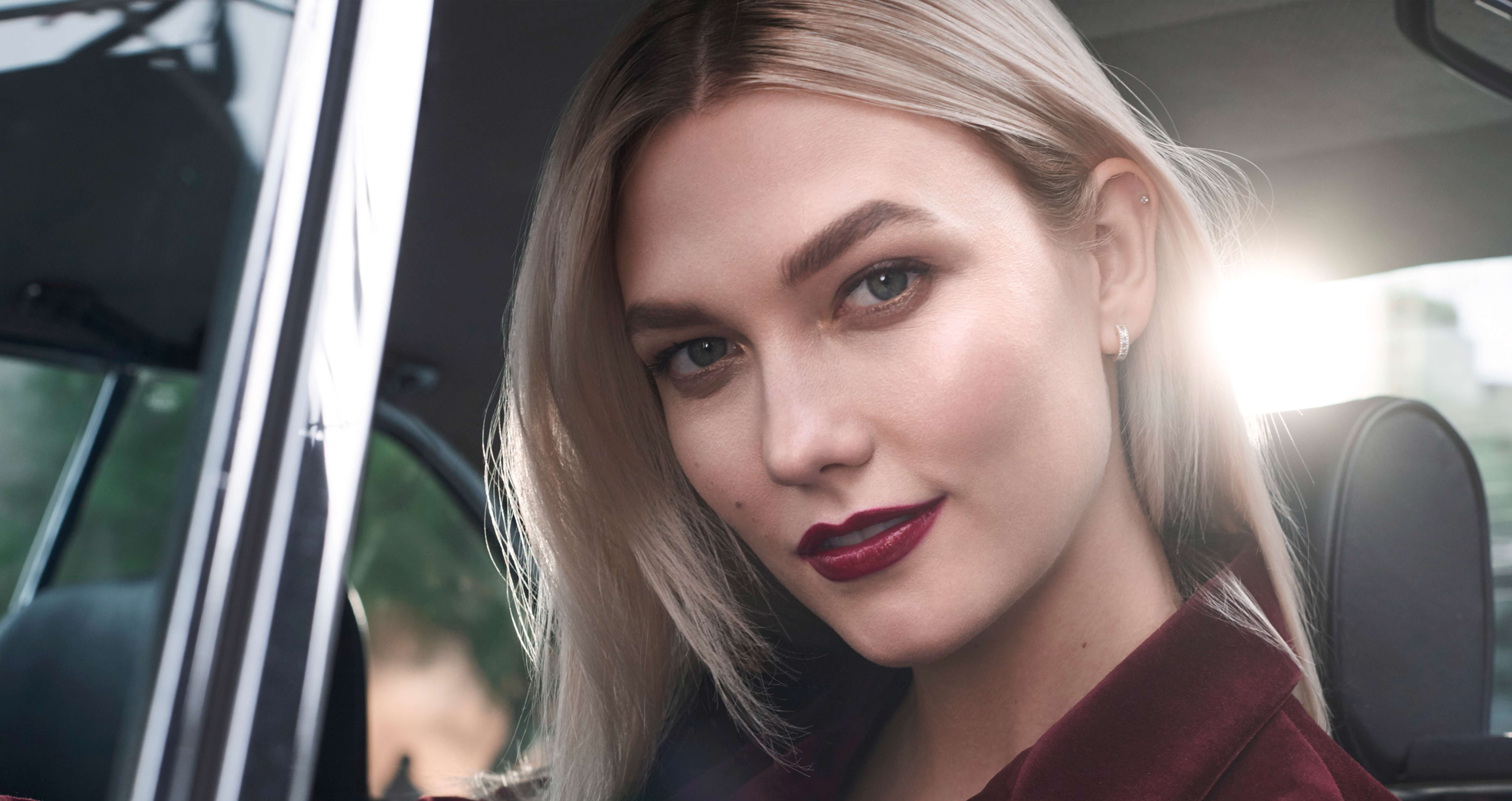 5k, car, adult, beautiful woman, hairstyle, young adult, girls, lipstick, women, 5K, land vehicle, hd, window, beauty, headshot, celebrities, outdoors, HD Wallpaper