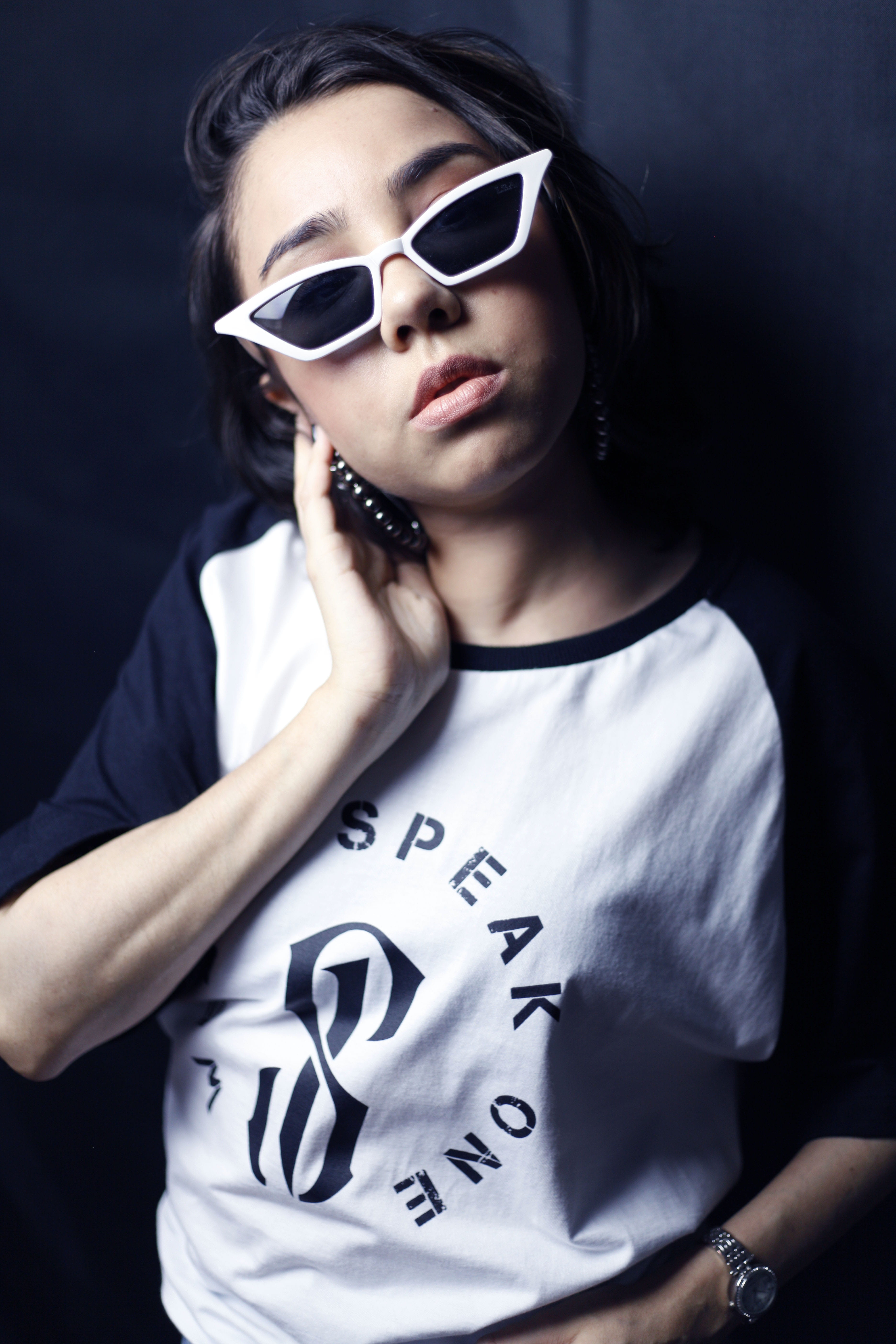 apparel, brasil, hair, cell phone, young women, women, person, woman, black background, 5K, t-shirt, framed, one person, accessory, sunglasses, goggles, Phone HD Wallpaper