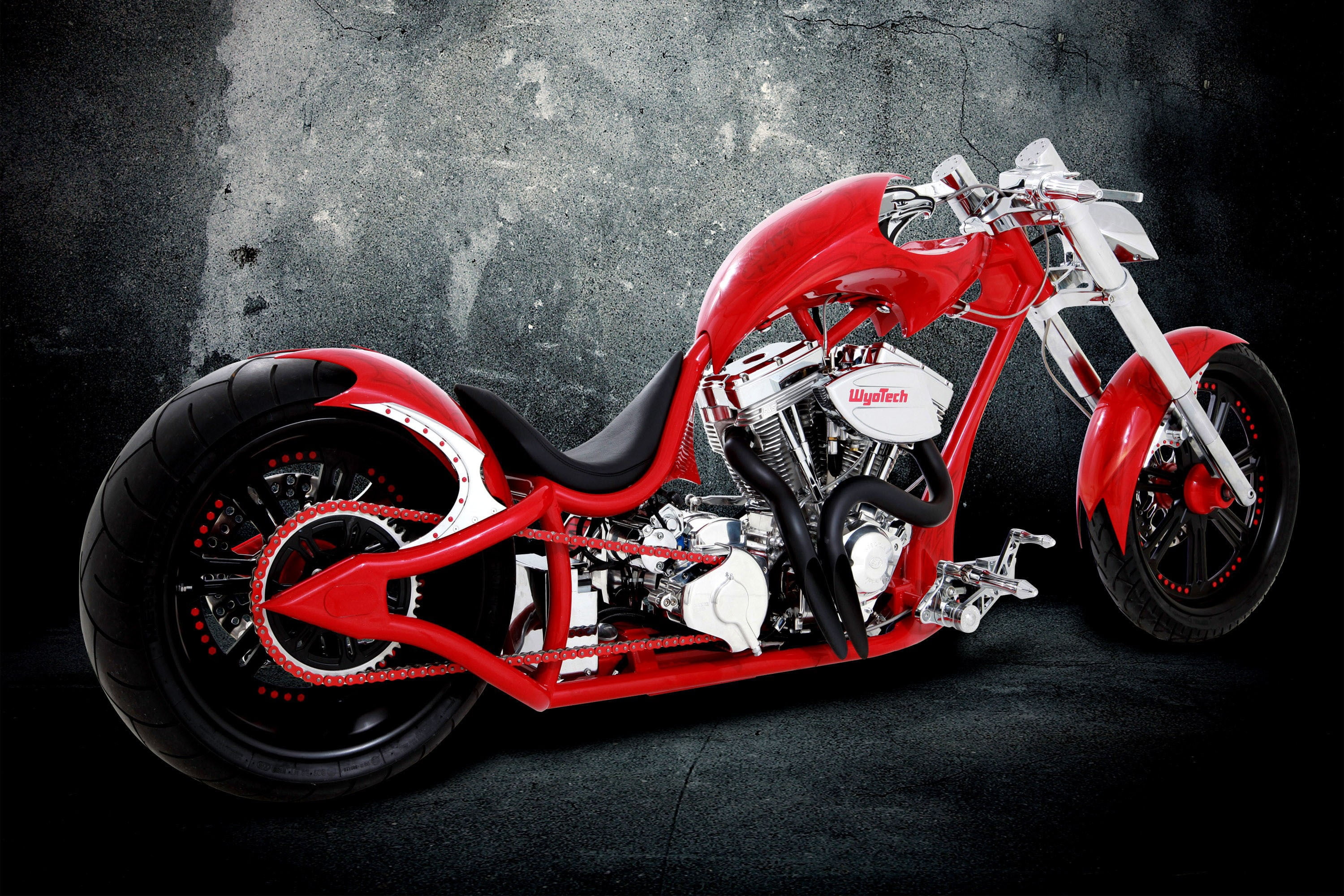 outdoors, bike, mode of Transport, metal, travel, helmet, no People, mode of transportation, sport, cycling, motorcycle, stationary, speed, still life, HD Wallpaper