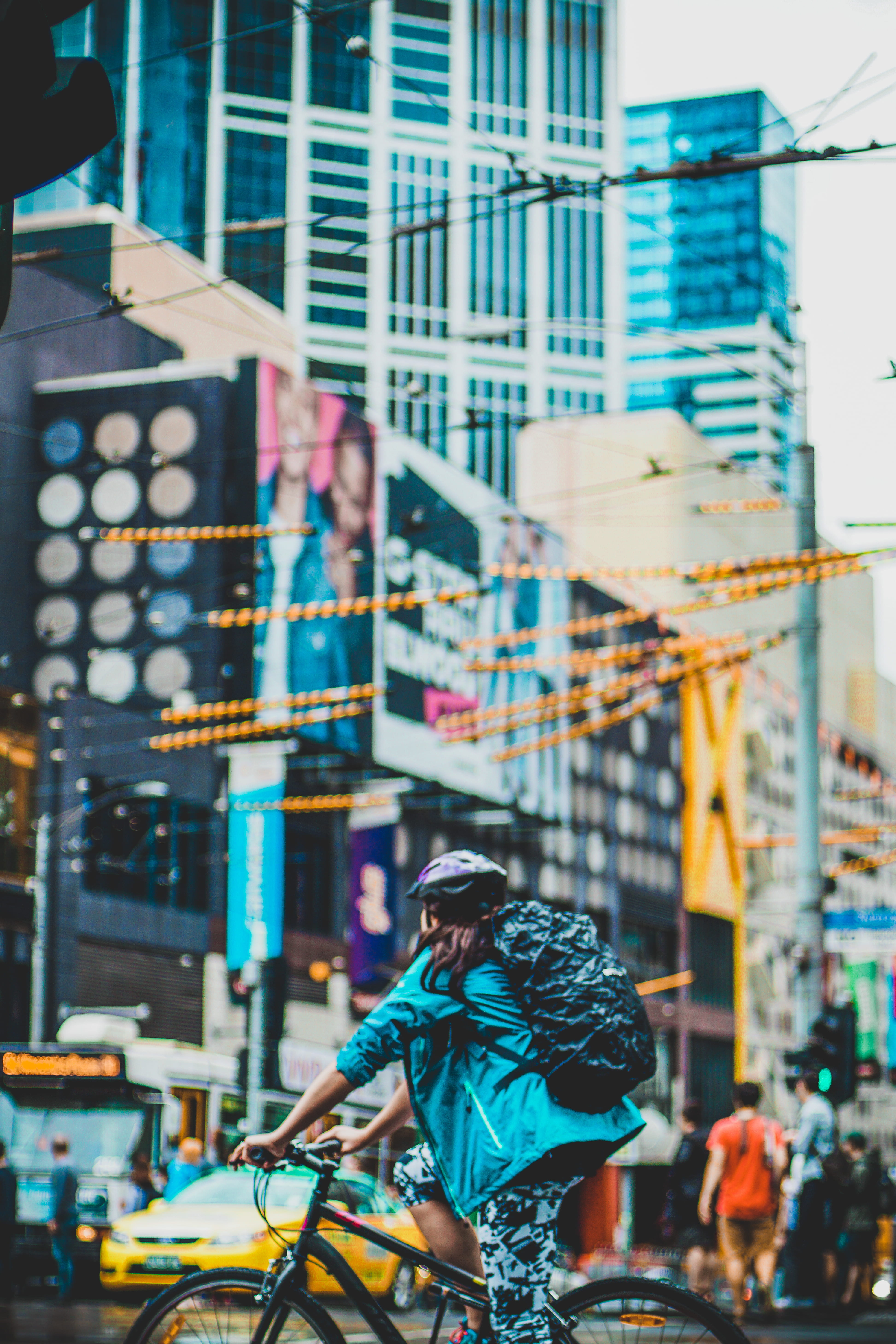 focus on foreground, leisure activity, three quarter length, riding, female, architecture, outdoors, transportation, travel, hardtail, mode of transportation, Phone HD Wallpaper