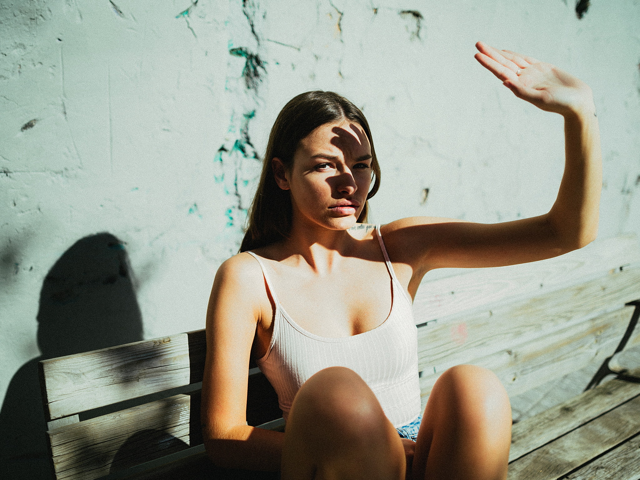 shadow, André Josselin, sitting, women, jean shorts, wall, 1080P, bench, tanned, face, HD Wallpaper