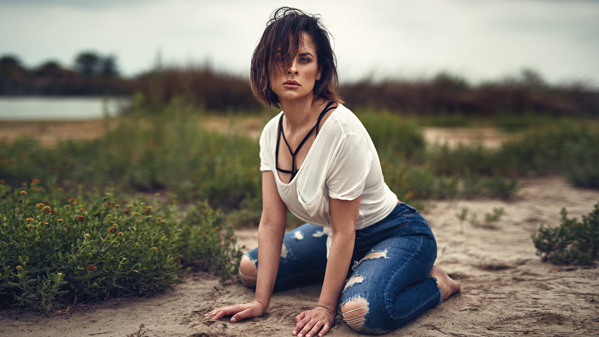 casual clothing, brunette, depression - sadness, hair in face, kneeling, hopelessness, contemplation, short hair, portrait, sitting, emotion, hair, adult, HD Wallpaper