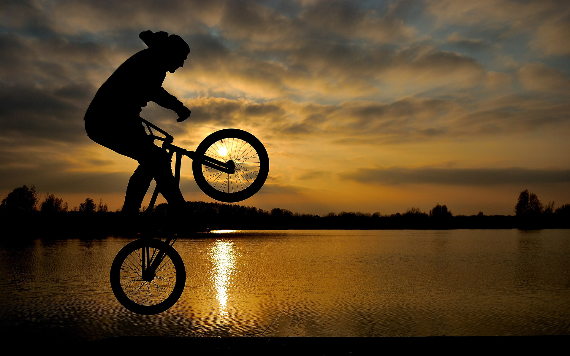 bicycle, hd, silhouette, nature, sunset, 1080P, jump, lake, HD Wallpaper