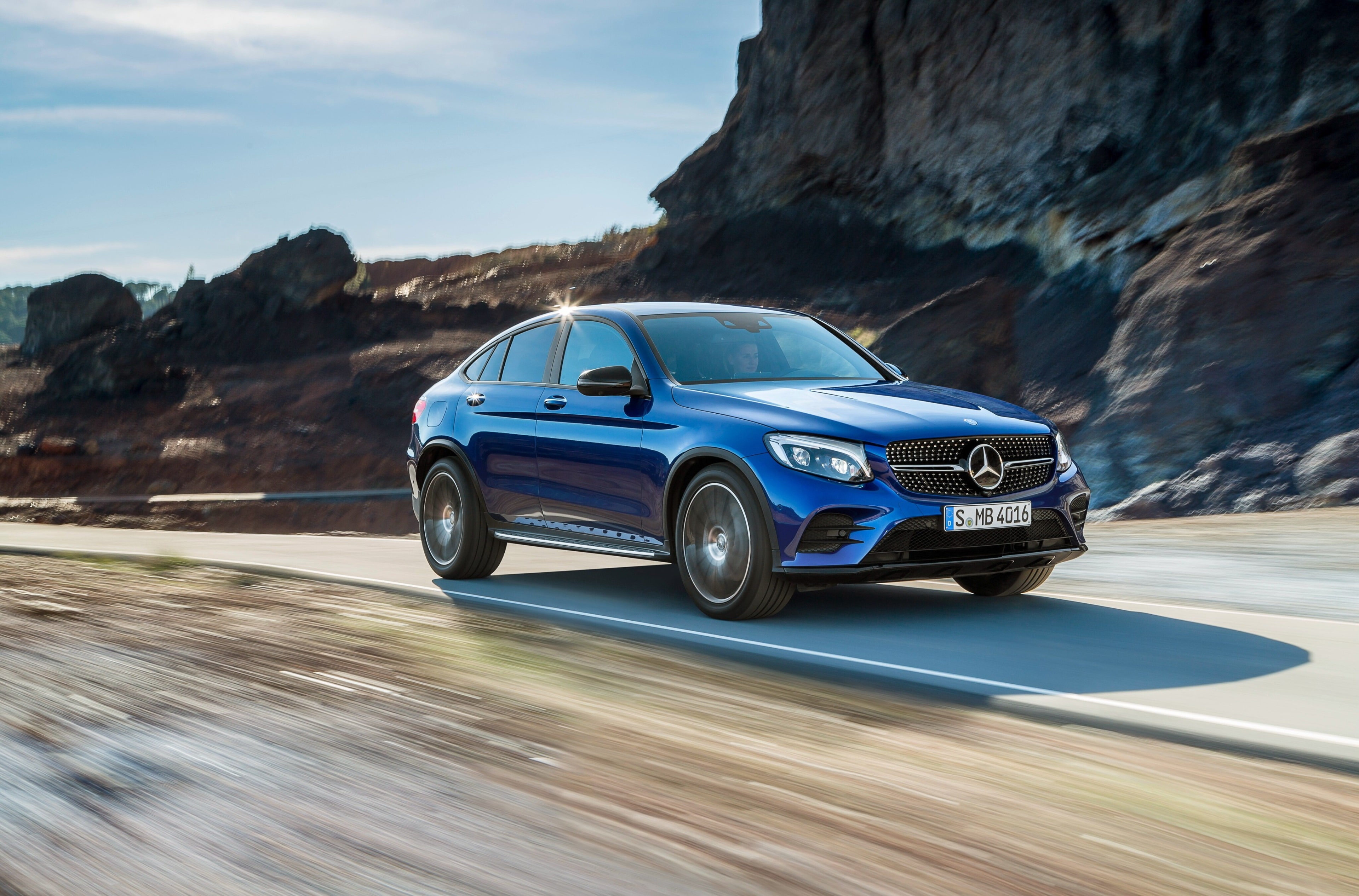 transportation, speed, car, day, road, no people, sky, mountain, luxury, motion, on the move, blurred motion, silver colored, mercedes benz glc amg line 4k background hd, HD Wallpaper