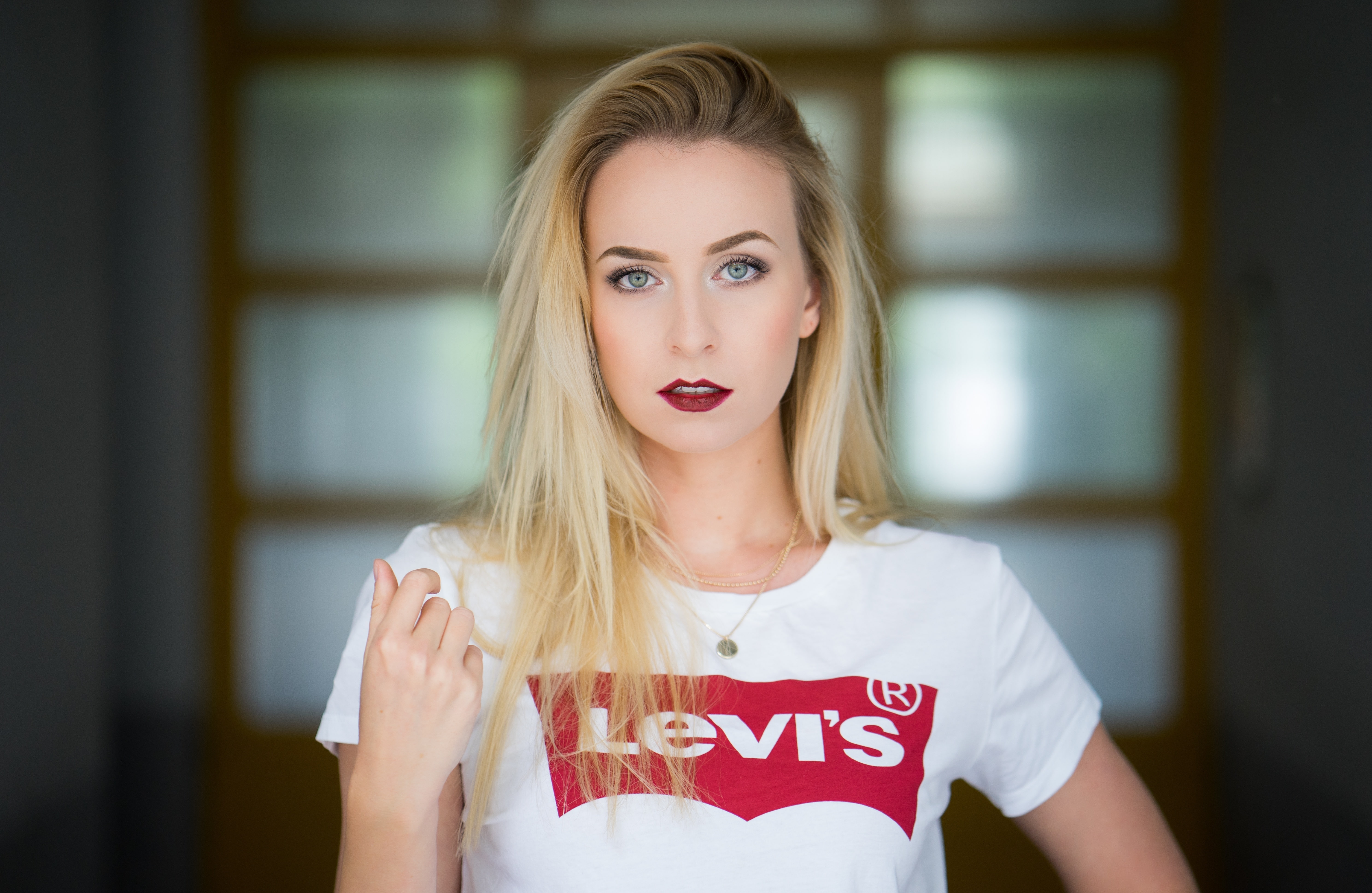 white shirt, blue eyes, open mouth, 5K, red lipstick, women, blonde, HD Wallpaper