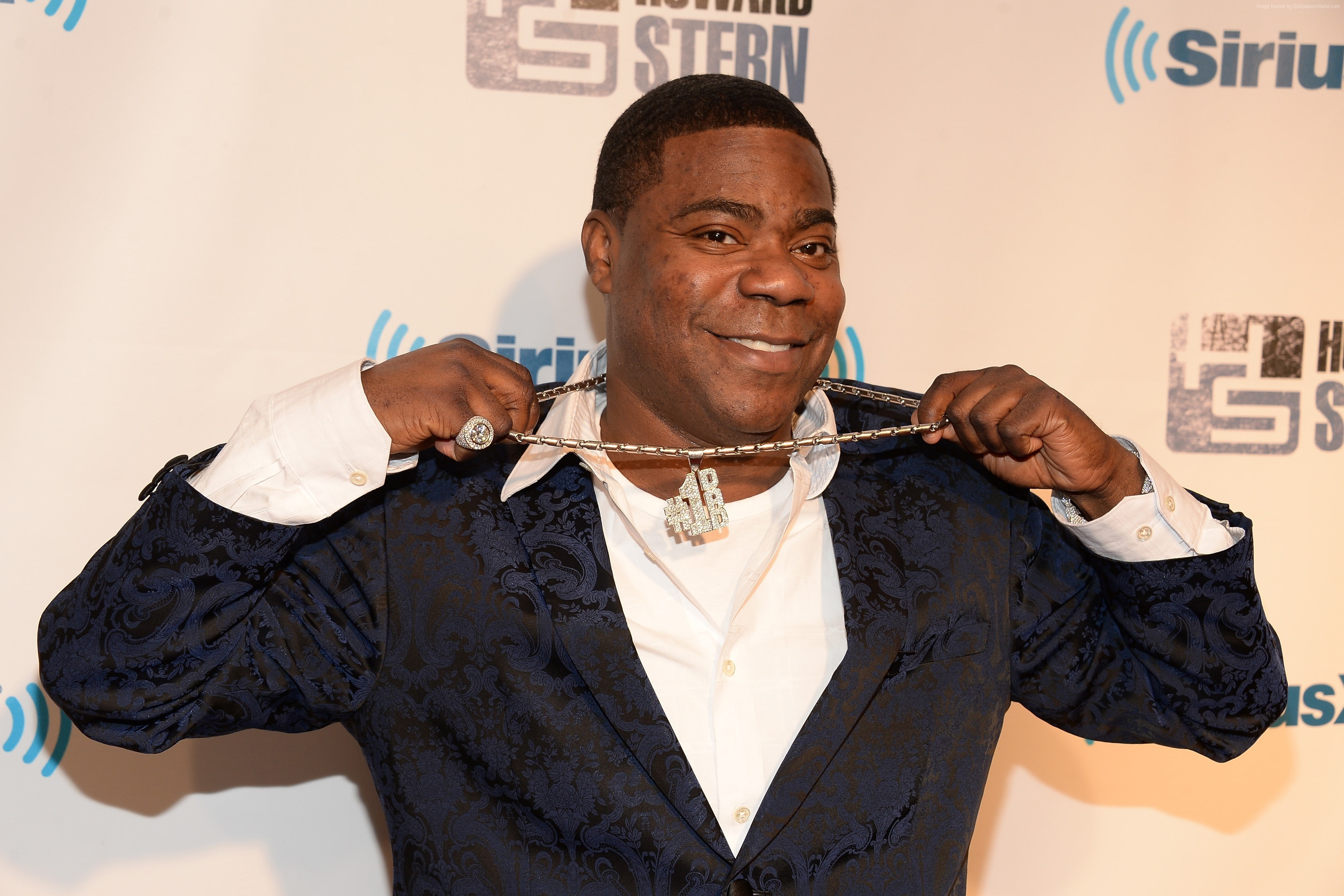 young adult, Actor, business, portrait, males, lifestyles, Tracy Jordan, indoors, communication, men, standing, 2K, holding, real people, social issues, HD Wallpaper