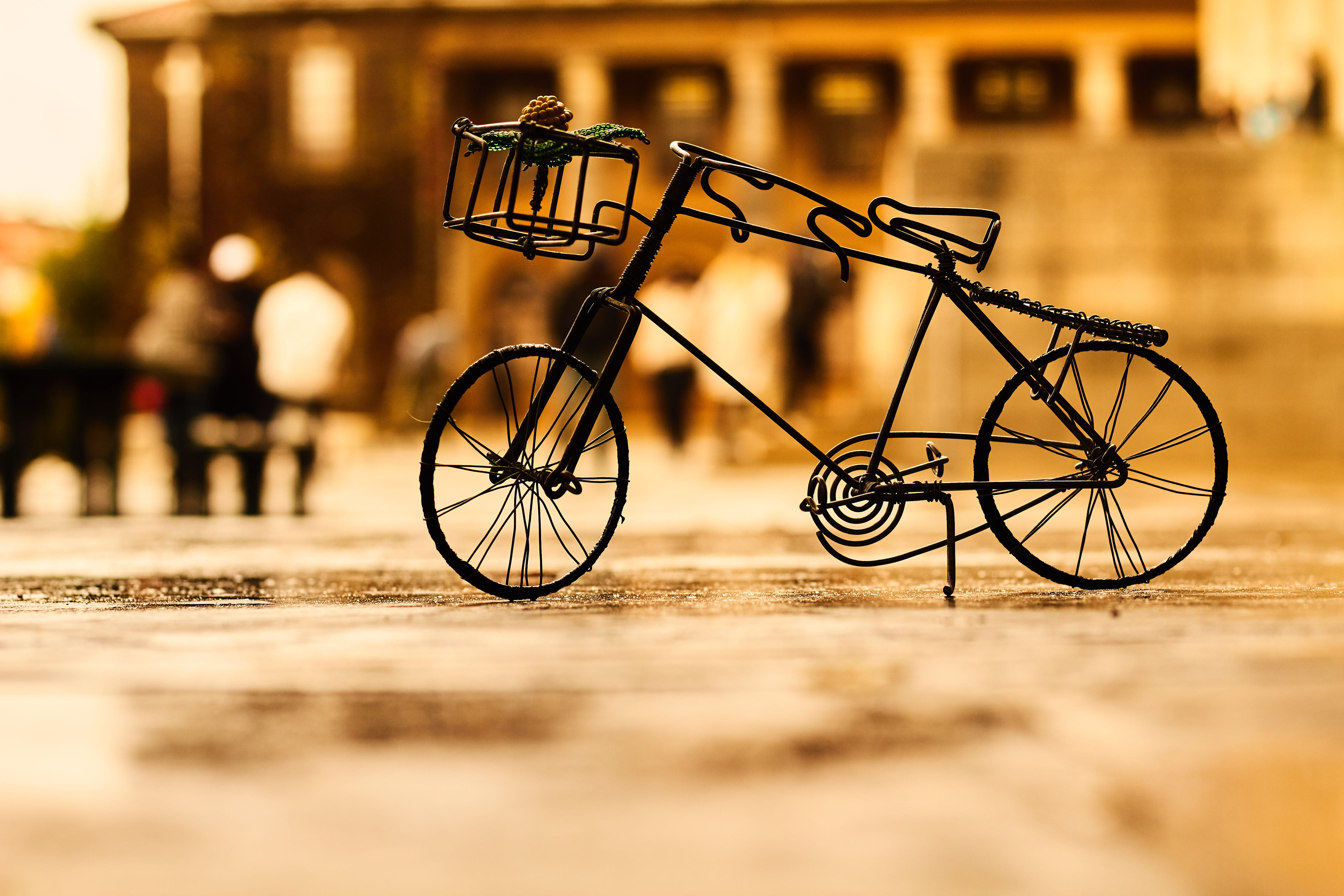 photography, wheel, wood - material, bike, old, sepia, pedal, 5K, depth of field, nostalgia, bicycle, close-up, architecture, no people, blur, mode of transportation, HD Wallpaper