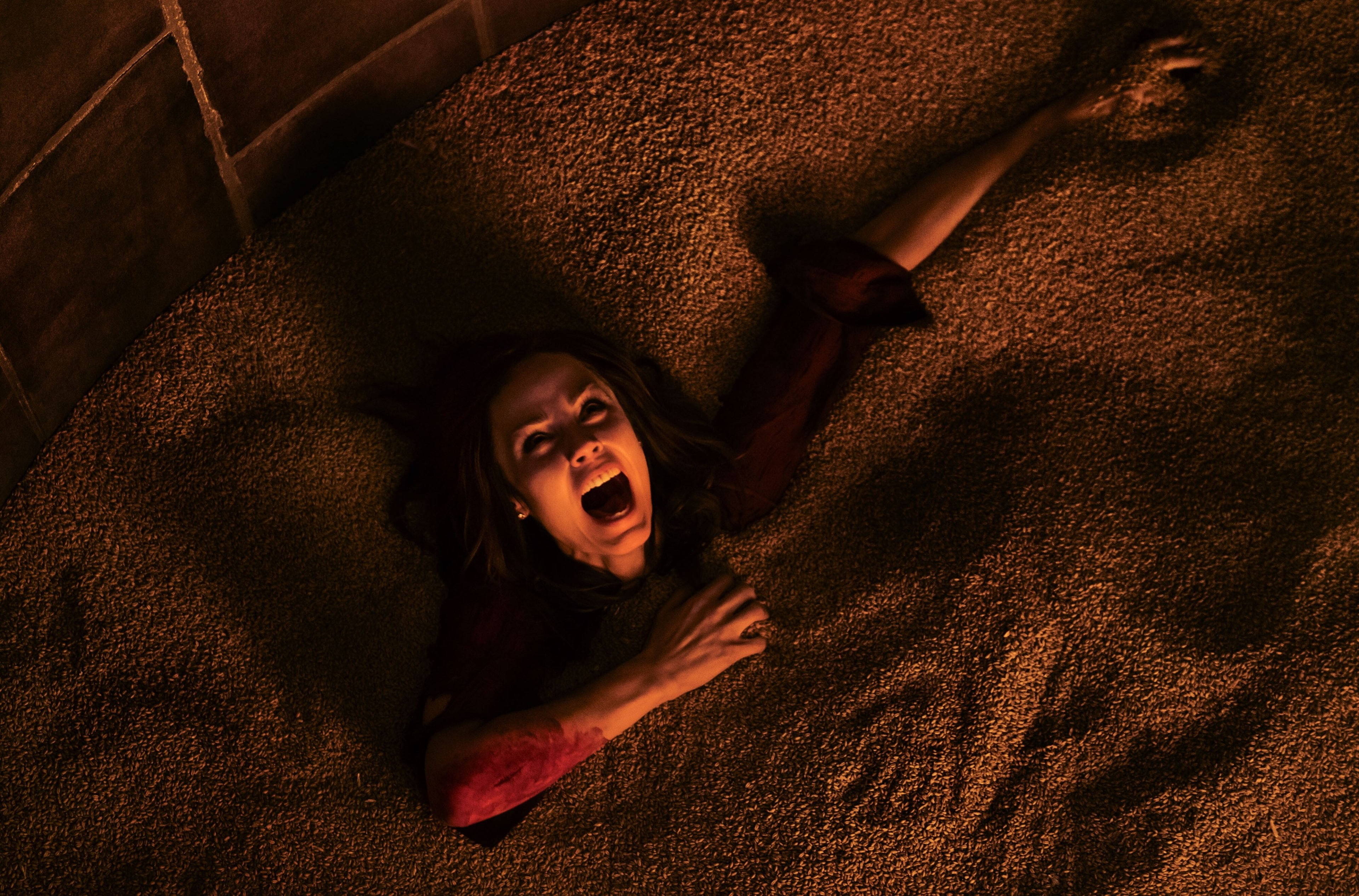 furniture, domestic room, spooky, one person, jigsaw 4k  image hd, dark, horror, terrified, 4K, teenager, night, high angle view, emotion, indoors, bedroom, HD Wallpaper