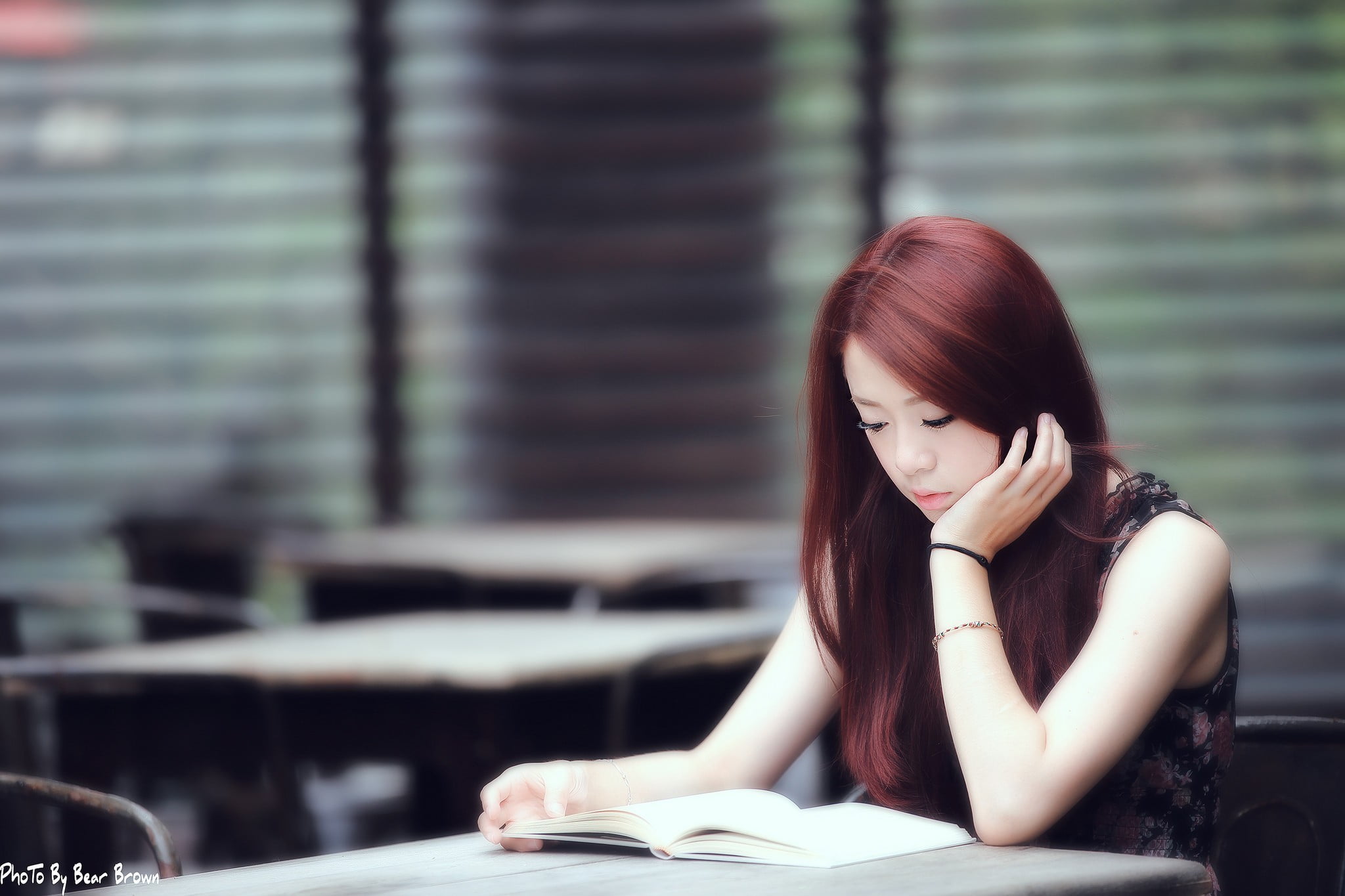 learning, beauty, hairstyle, young women, book, focus on foreground, front view, publication, one person, sitting, hair, education, 1080P, portrait, Asian, HD Wallpaper