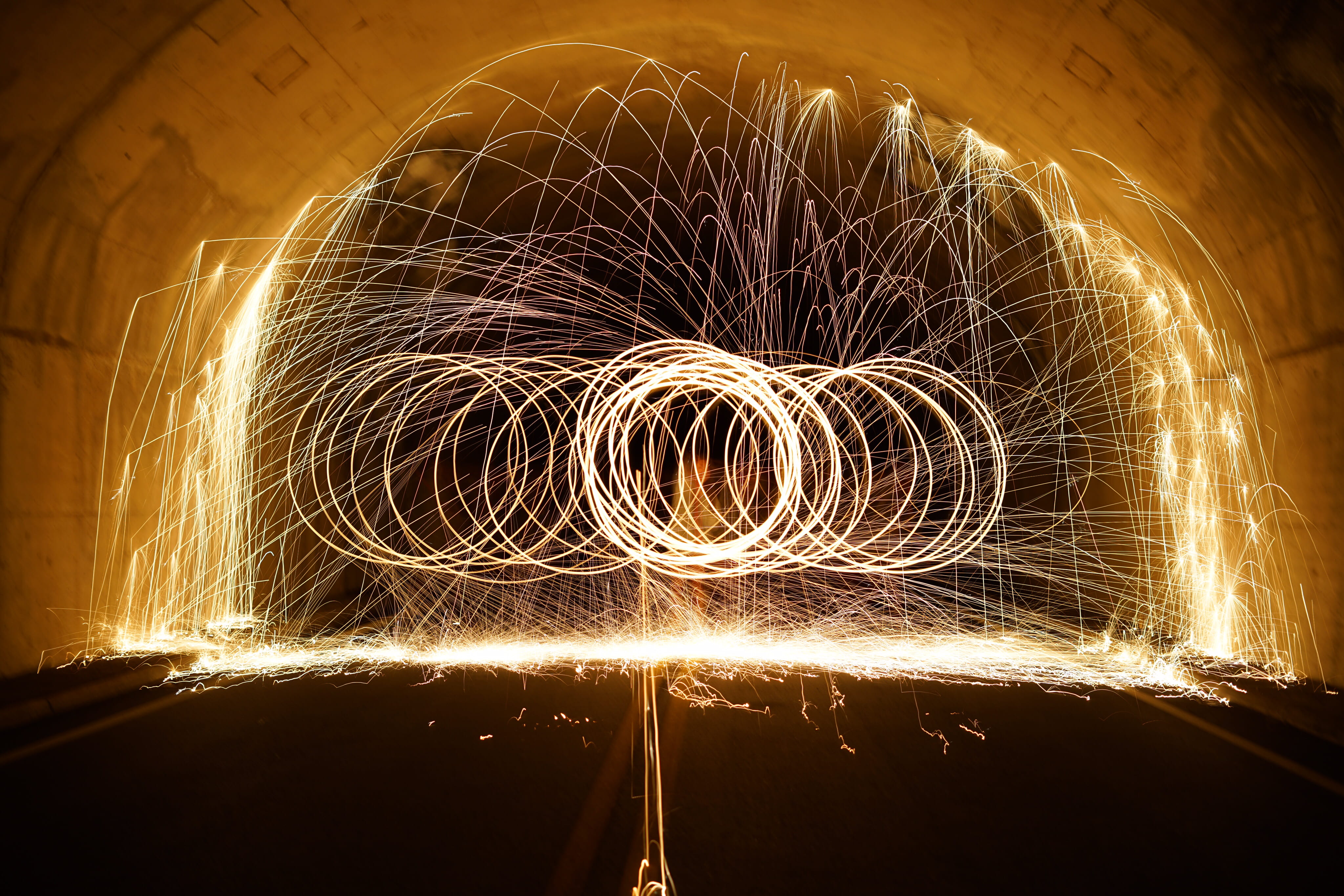 firework display, va, spark, 4K, spinning, firework - man made object, shennadoah, circle, fire, photography, underpass, light painting, sparkler, speed, HD Wallpaper