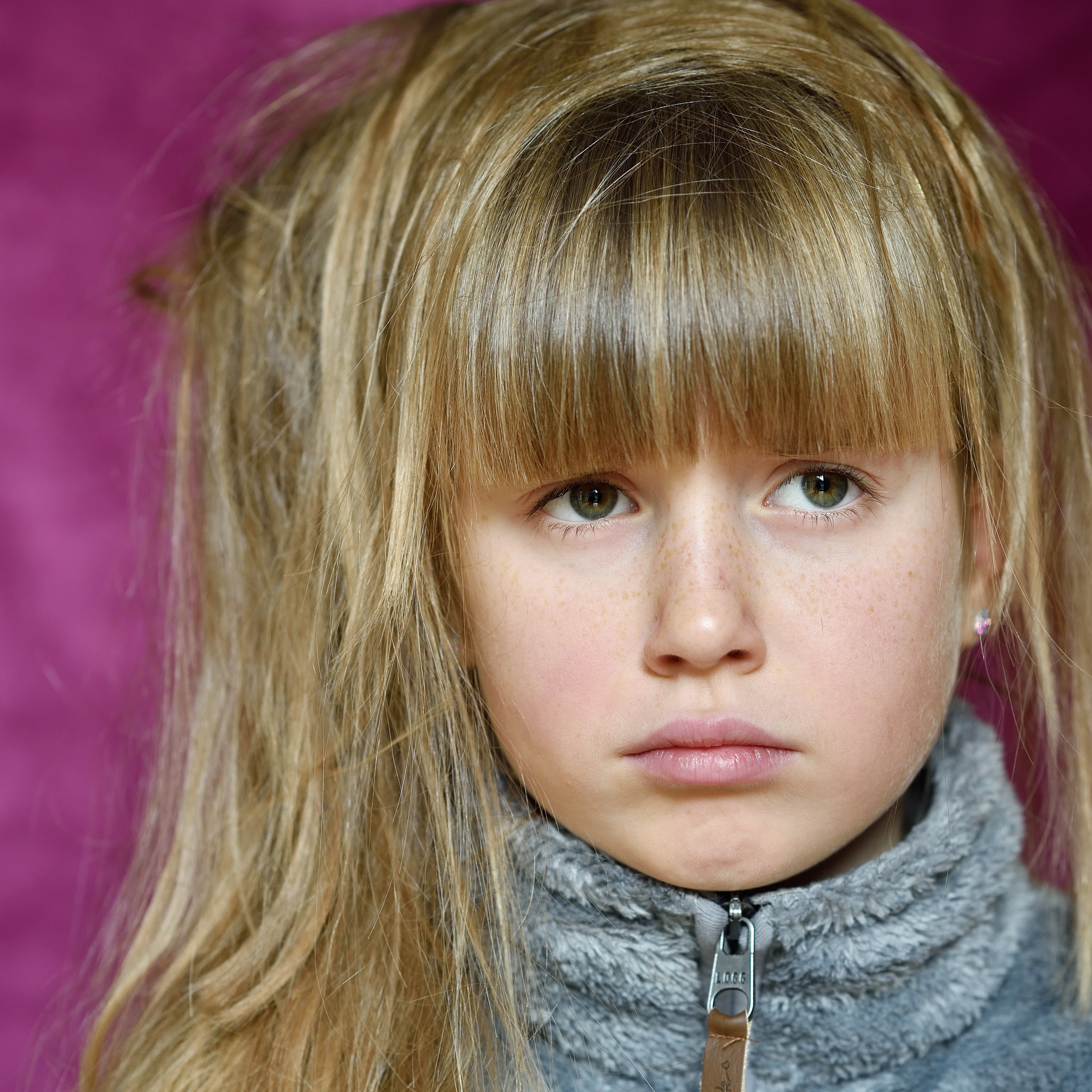 childhood, human Face, caucasian Ethnicity, bangs, 4K, indoors, expression, child, innocence, pout, hairstyle, girl, hair, face, front view, portrait, Phone HD Wallpaper