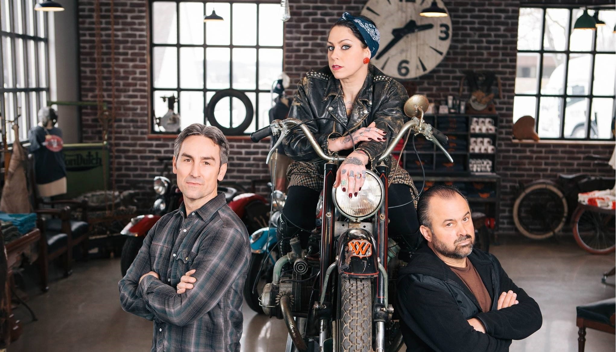 motorcycle, men, von dutch, vehicle, clocks, 1080P, american pickers, women with bikes, HD Wallpaper