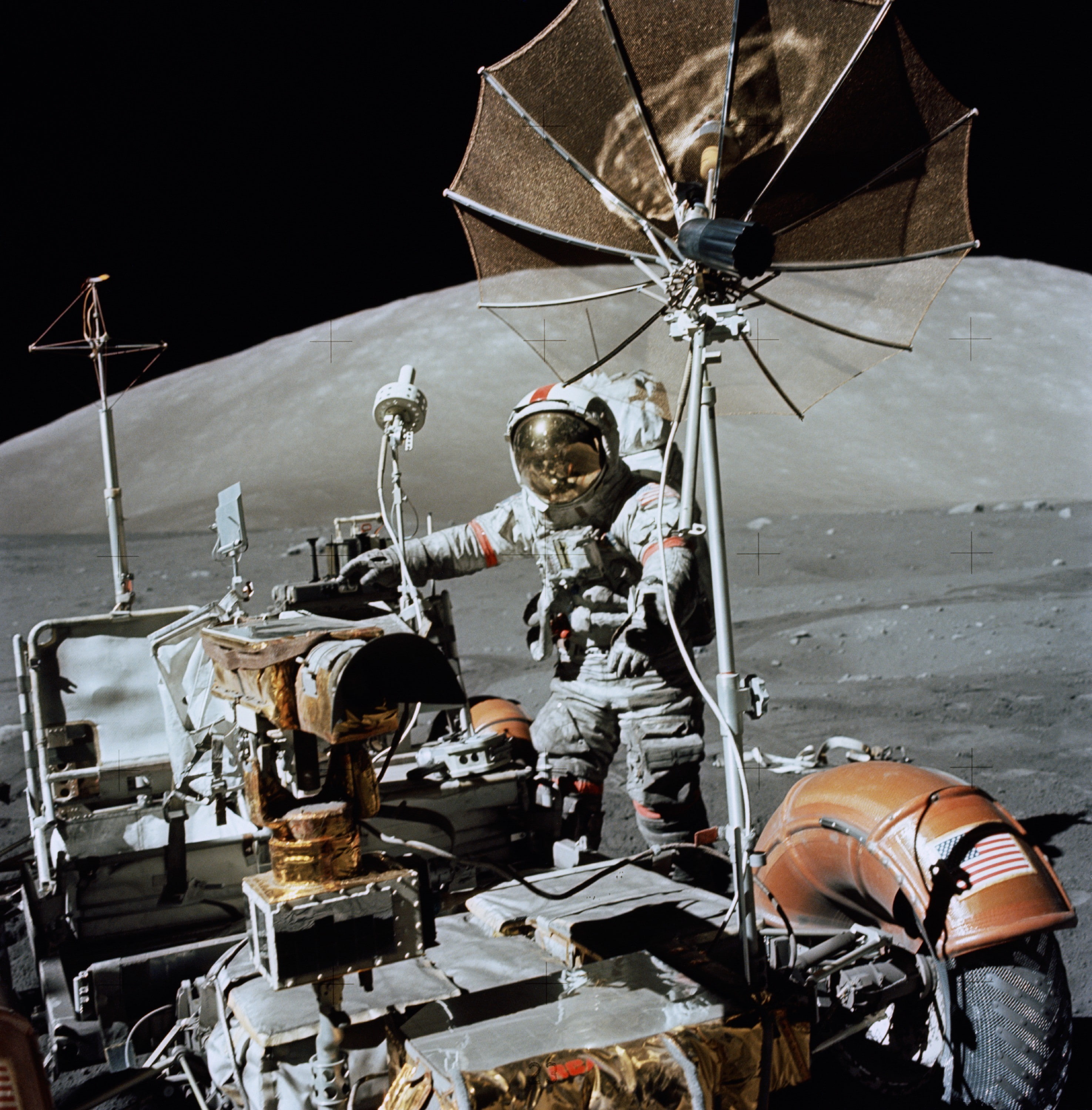 Apollo, astronaut, 2K, Moon, Phone HD Wallpaper