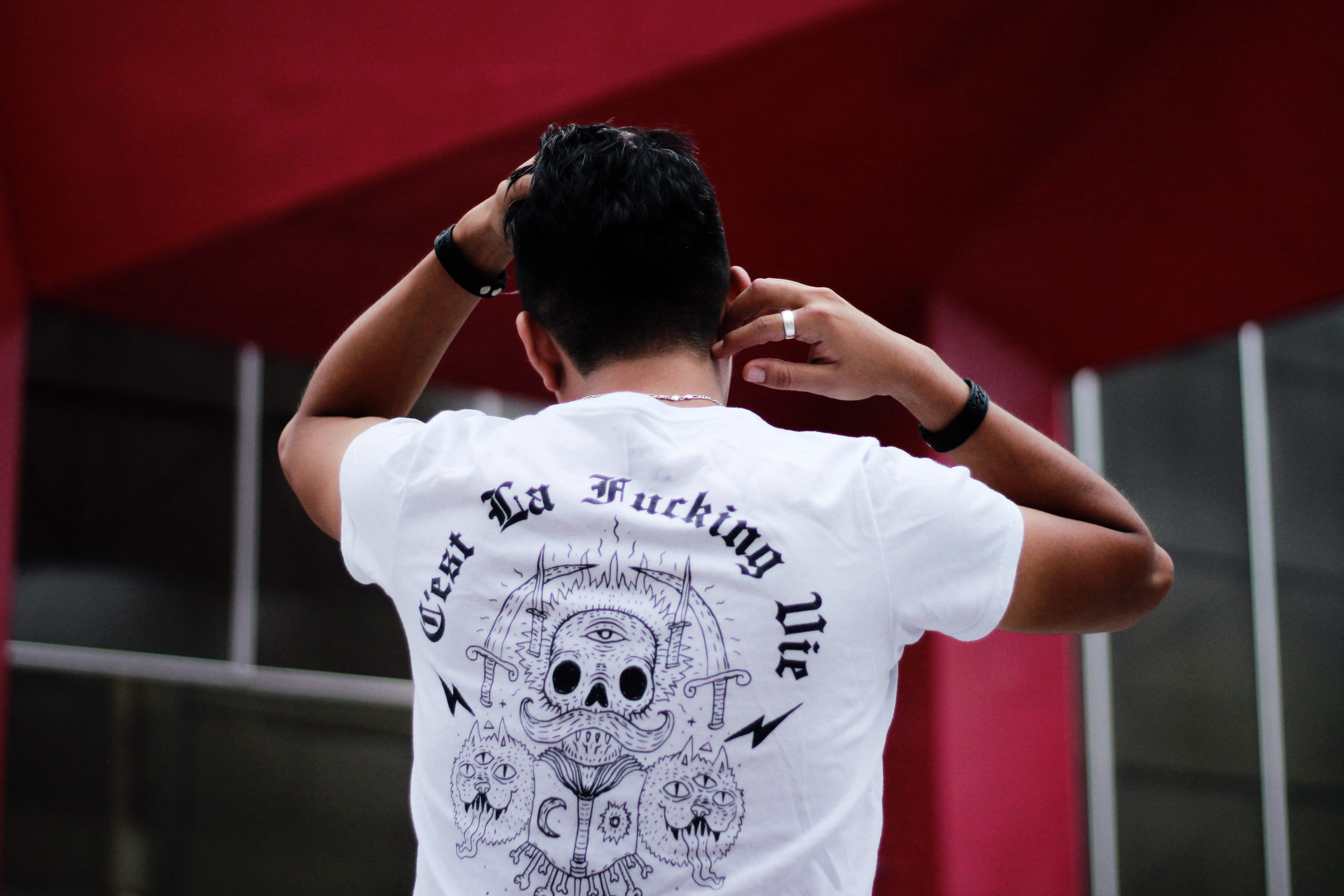 close-up, man, urban style, wear, male, clothing, urban area, urban, model, outfit, pose, lifestyles, young, showing, standing, architecture, person, rear view, HD Wallpaper