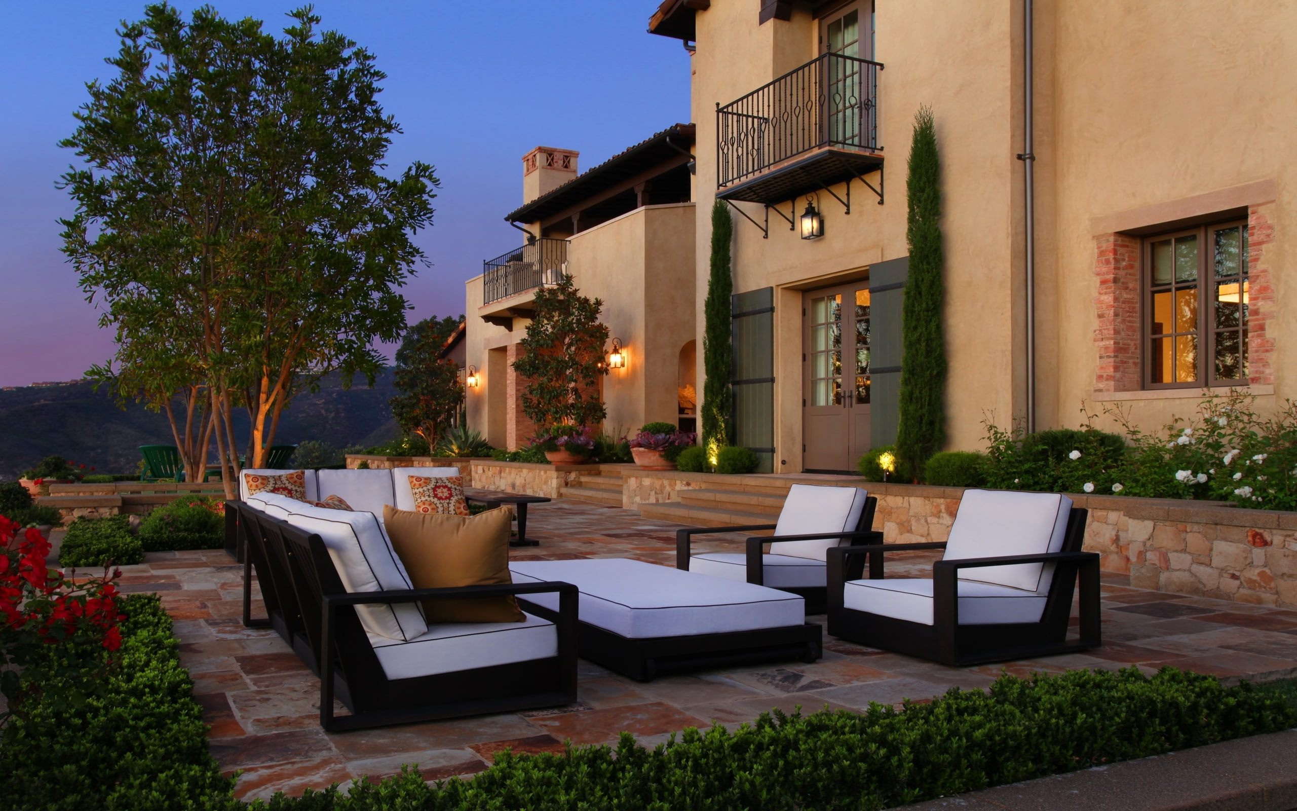 tree, hotel, building Exterior, in the summer, Villa, decor, building, residential Building, window, built Structure, trees, sofa, residential District, HD Wallpaper
