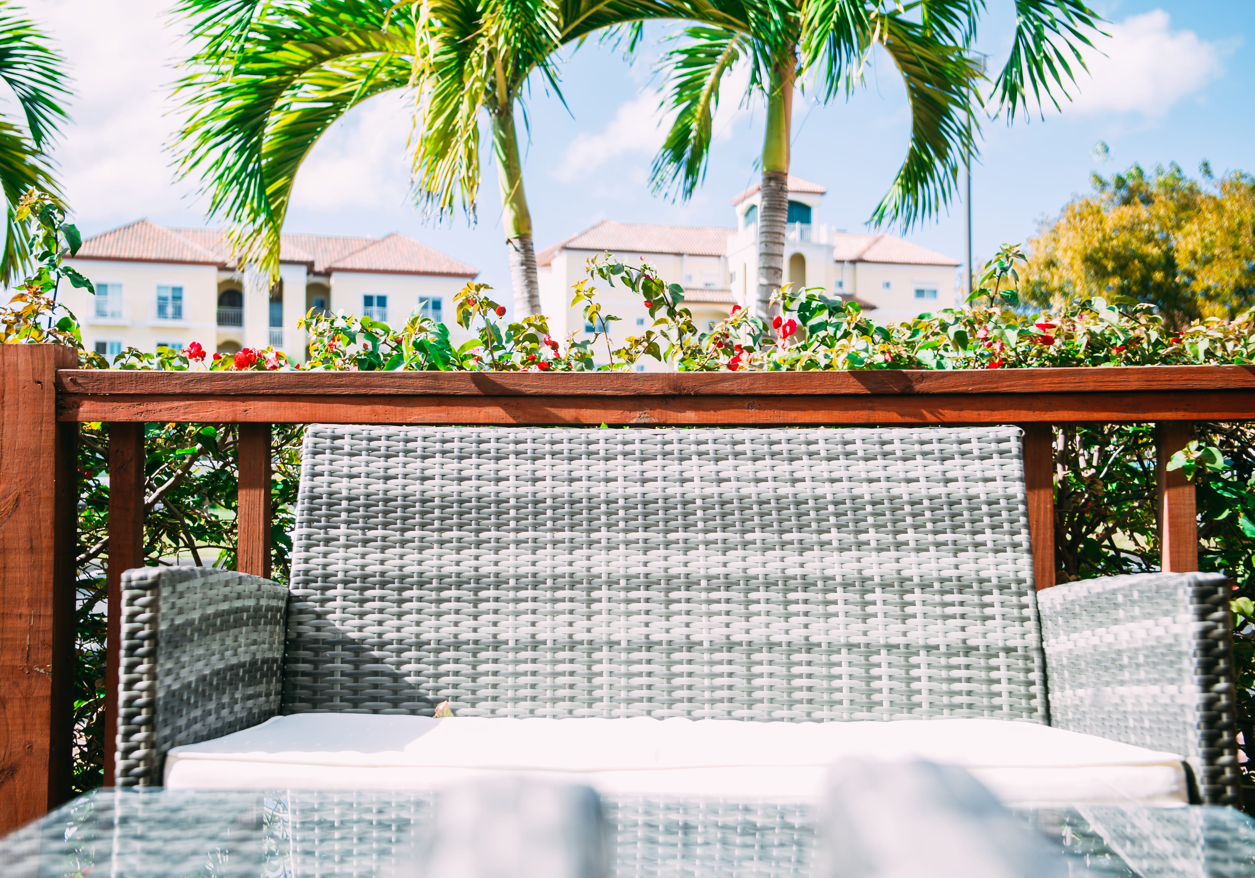 tiled floor, house, tourist resort, tree, building, couch, building exterior, day, religion, belief, luxury, garden, palm tree, tropical climate, architecture, HD Wallpaper