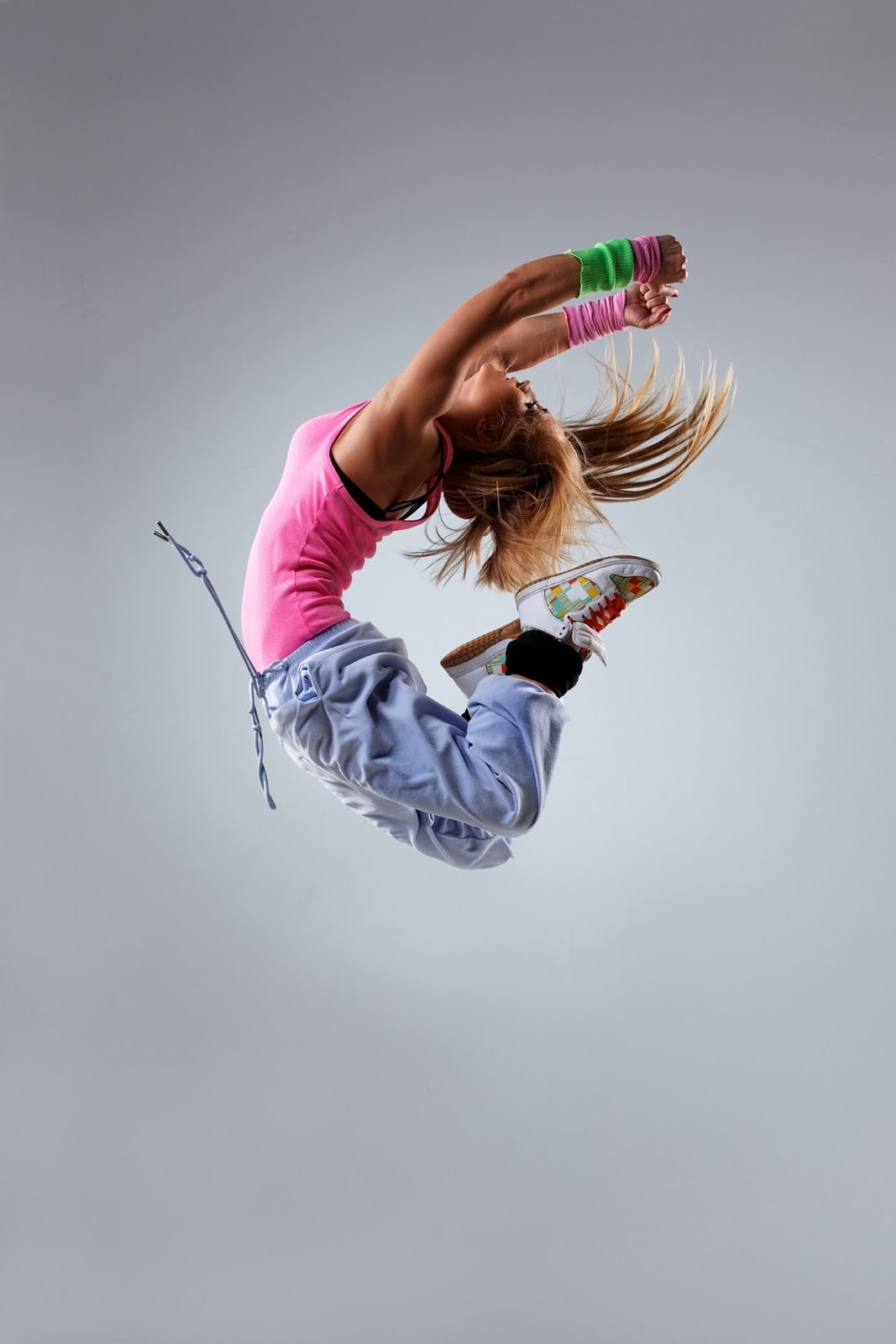 dancing, women, sneakers, jumping, blonde, dancer, 720P, breakdance, pink tops, Phone HD Wallpaper