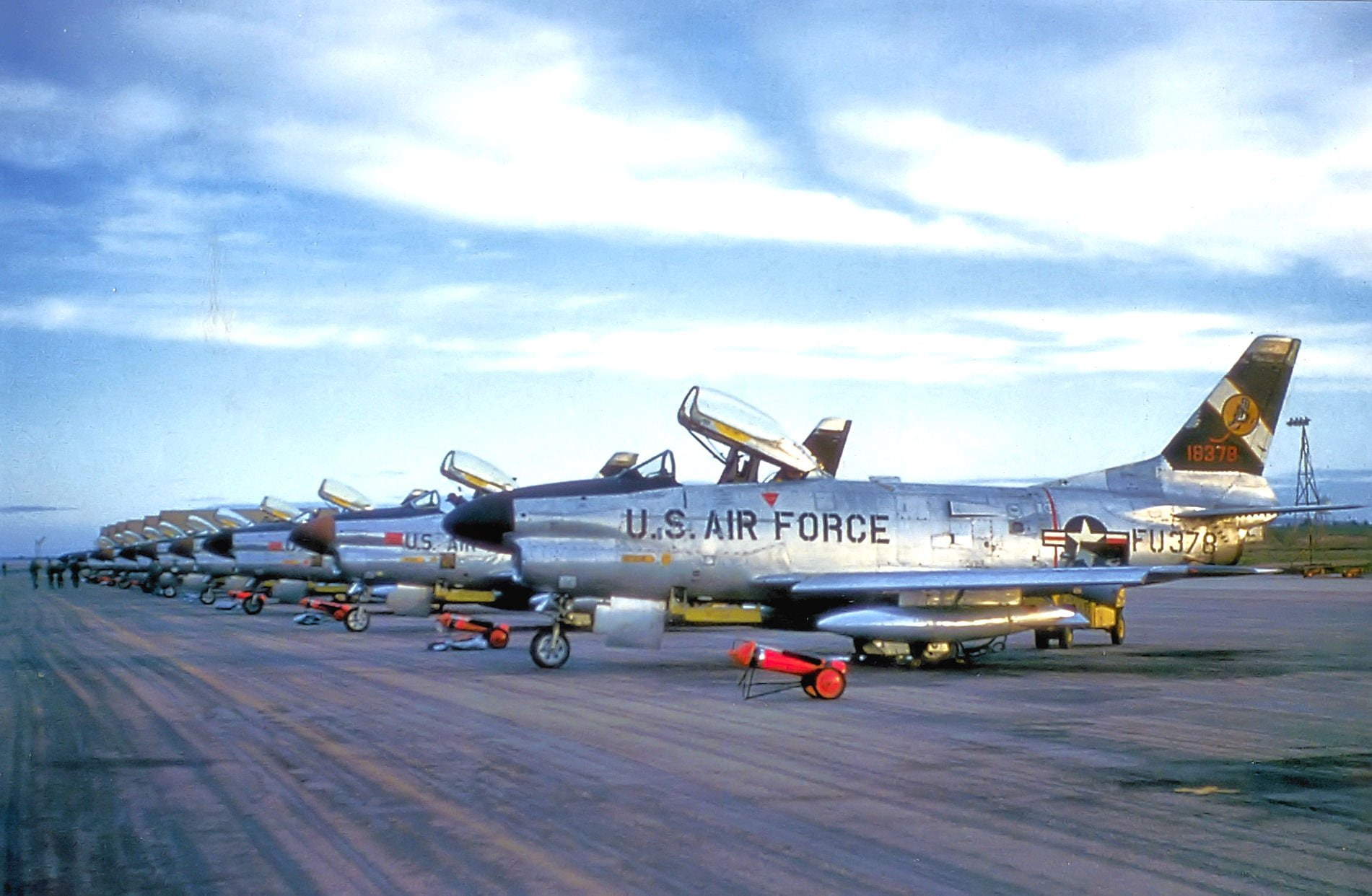 sabre, jets, aircrafts, us air force, north, 720P, american, 1949, military, fighter, f 86, HD Wallpaper