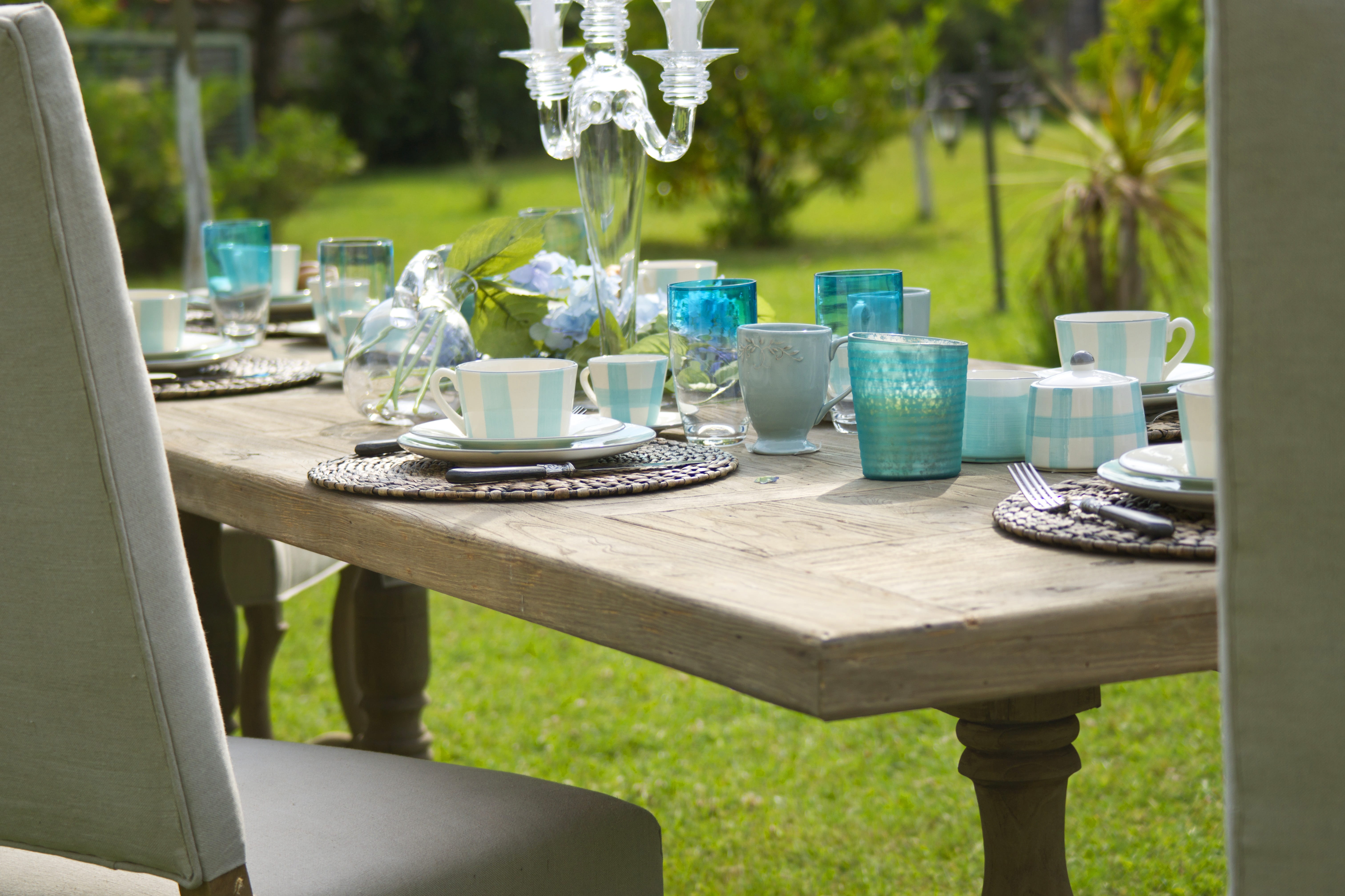 set, grass, food and drink, armchair, home, decorative, plate, Furniture, glass, wine, setting, fancy, chair, Design, wooden, style, focus on foreground, HD Wallpaper