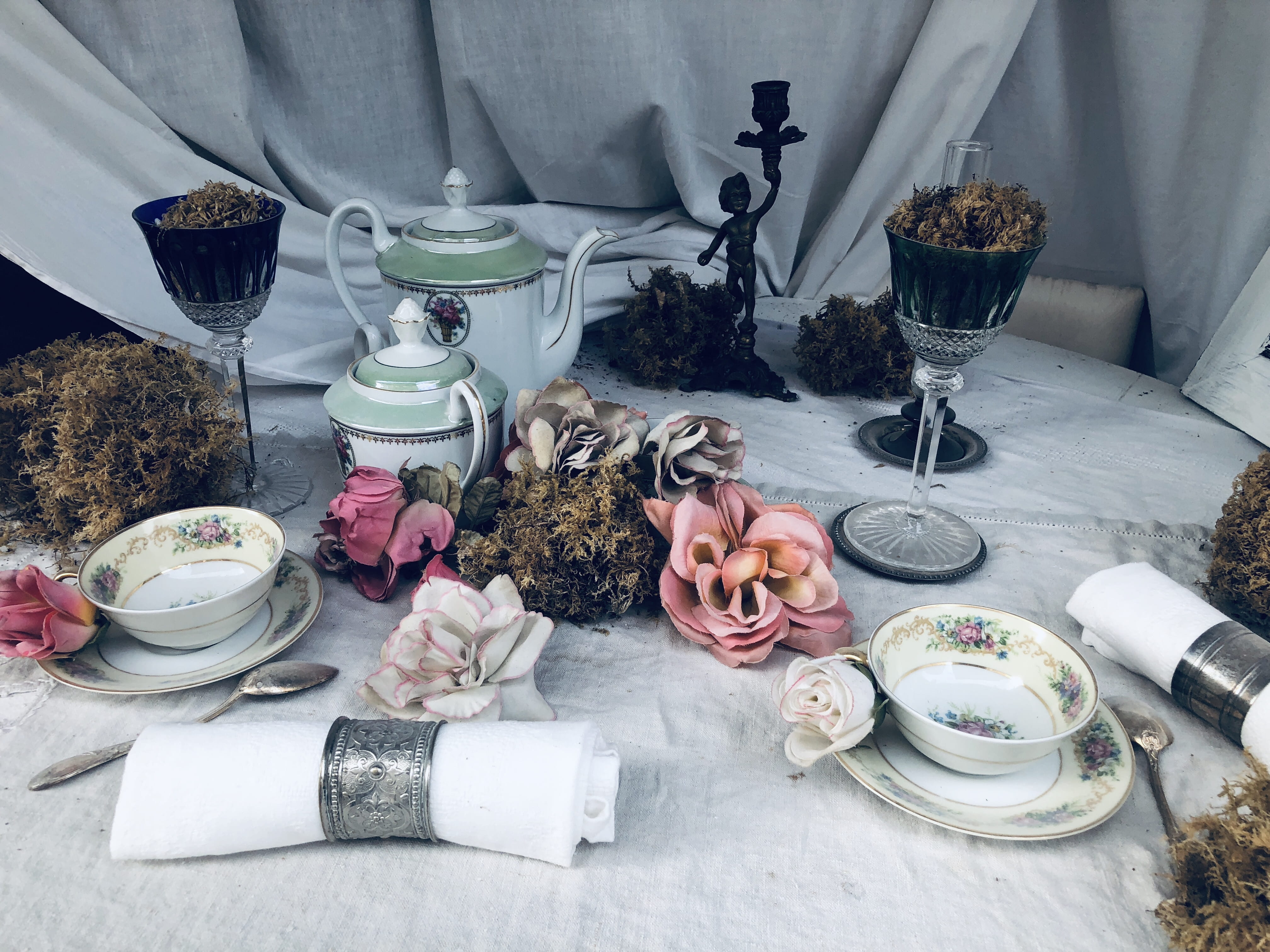 setting, plate, still life, flowering plant, food, glass, flower, vase, indoors, dinnerware, freshness, rose, nature, faux, set, 4K, candle, variation, HD Wallpaper