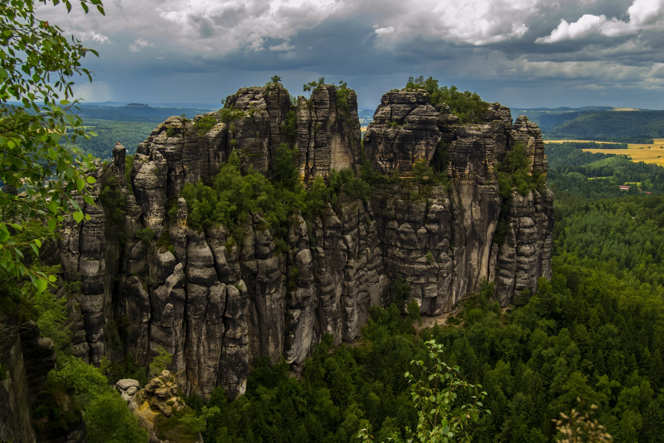 nature, sand stone, clouds, bastei, schrammstein viewpoint, climb, schrammsteine, germany, rock, cloud - sky, daytime, königstein, goose rock, outlook, HD Wallpaper