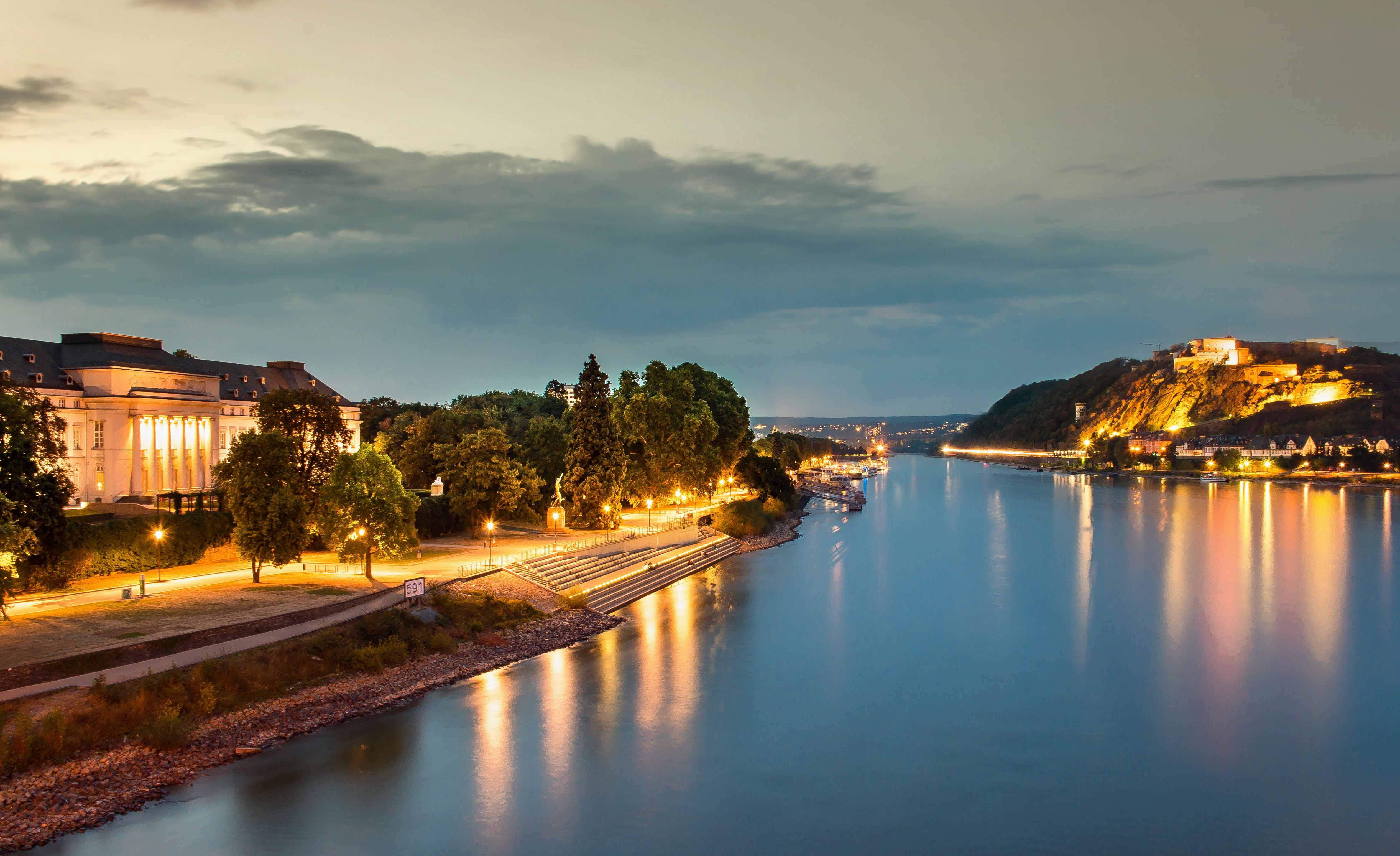 romance, building exterior, residential district, no people, tourist attraction, outdoors, vote, rhine, castle, built structure, sky, illuminated, tree, HD Wallpaper