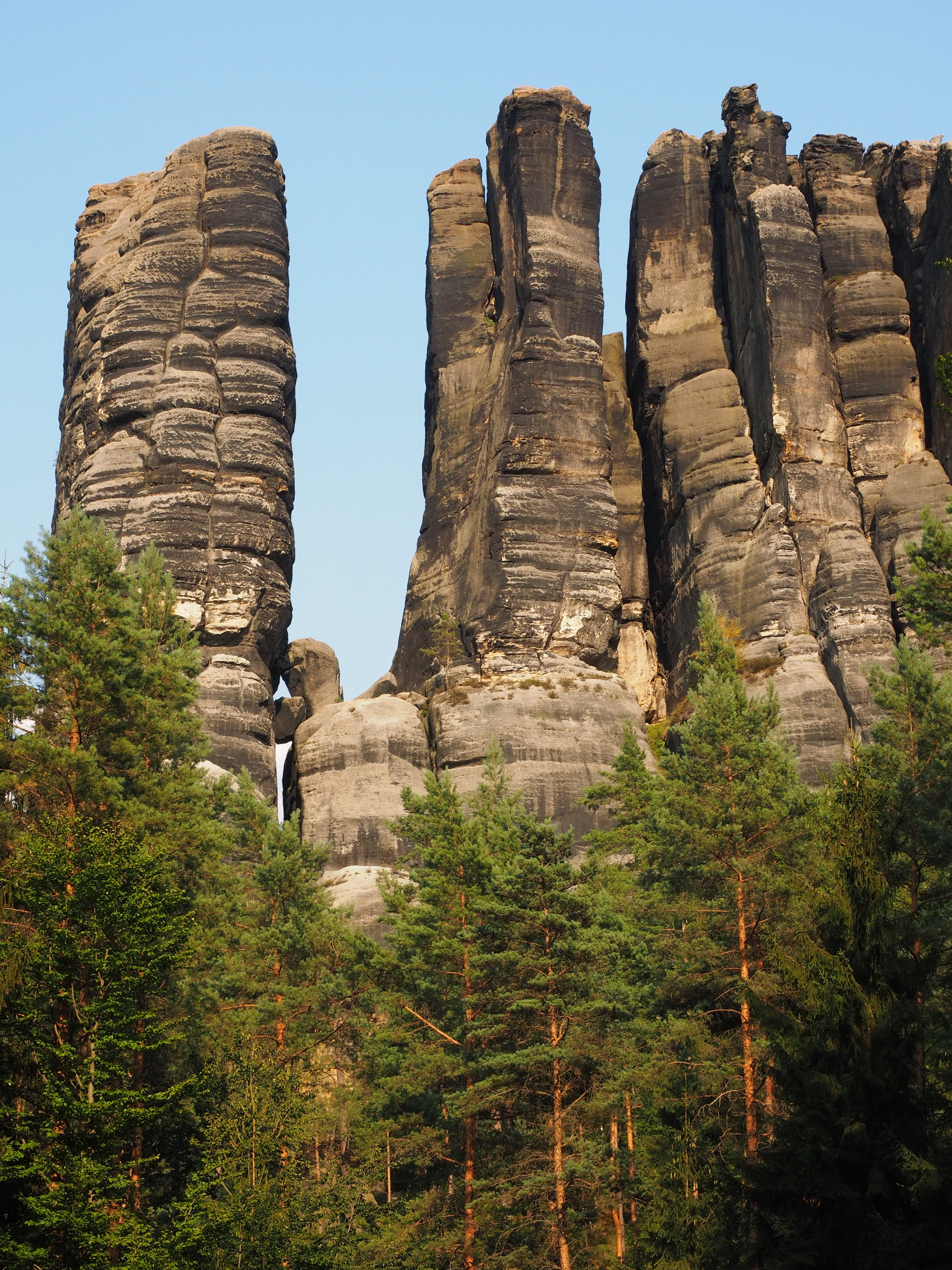 low angle view, mountain, travel, hike, tranquility, elbe sandstone, beauty in nature, rock - object, tranquil scene, formation, the lower monkeys steinweg, Phone HD Wallpaper